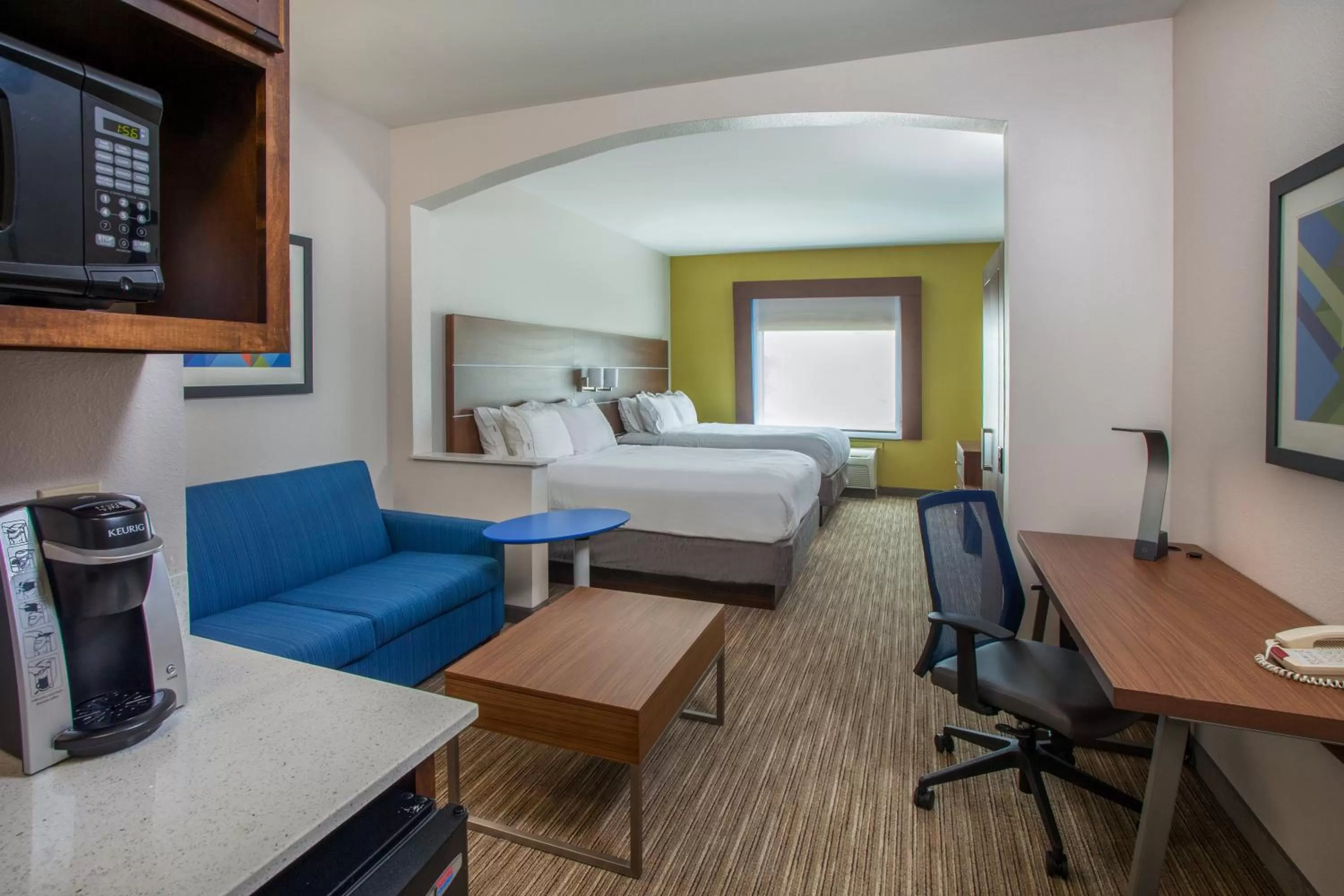 Bedroom, Bed in Holiday Inn Express & Suites Texarkana by IHG