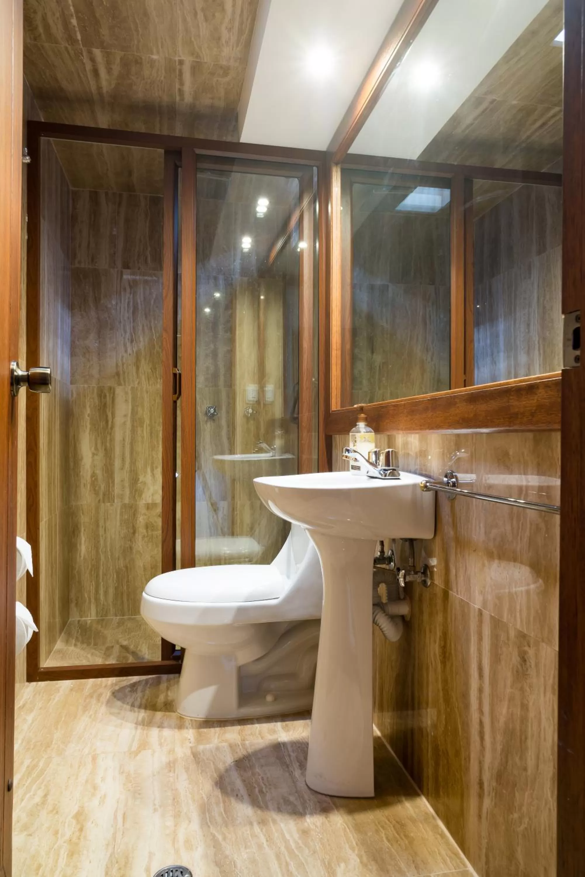 Shower in Casa del Balcon