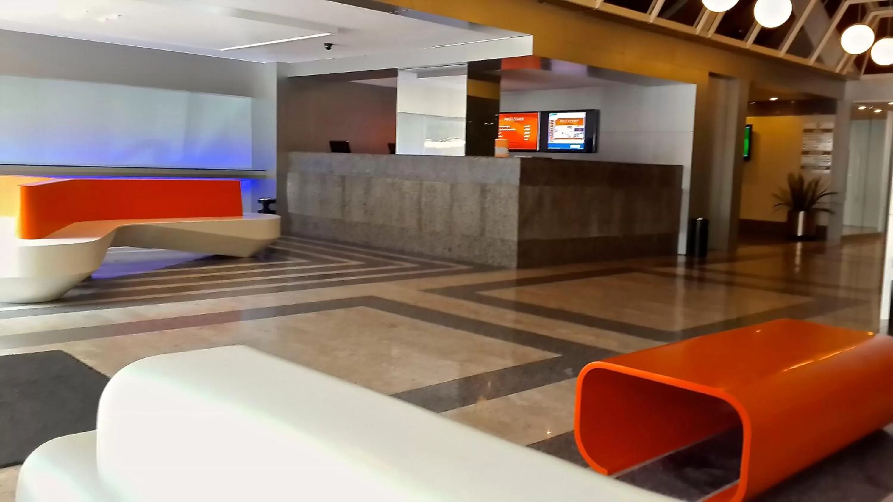 Lobby or reception in Boulevard Plaza