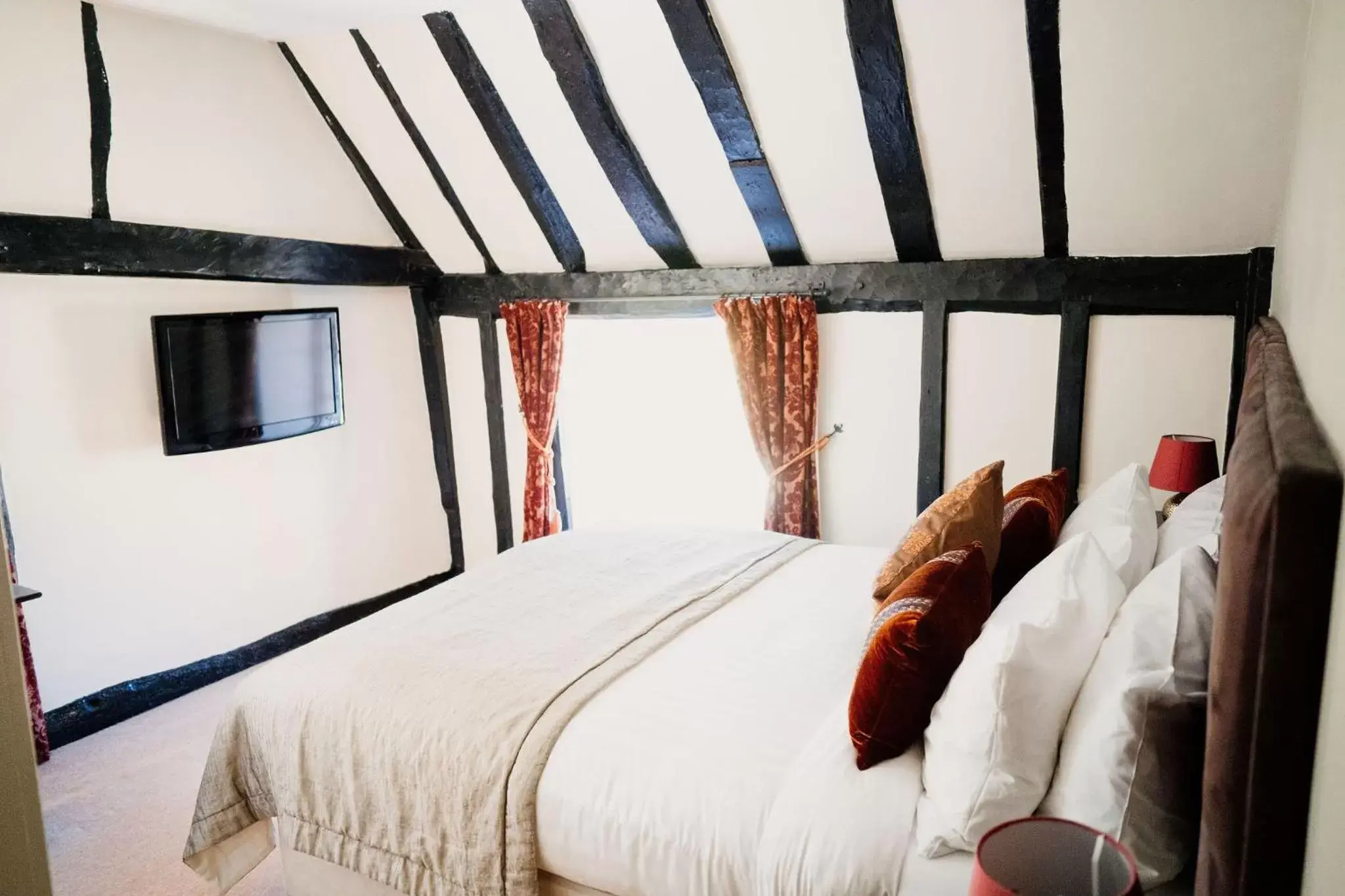 Deluxe King Room in The Cricketers Arms Deluxe King Room in The Cricketers Arms