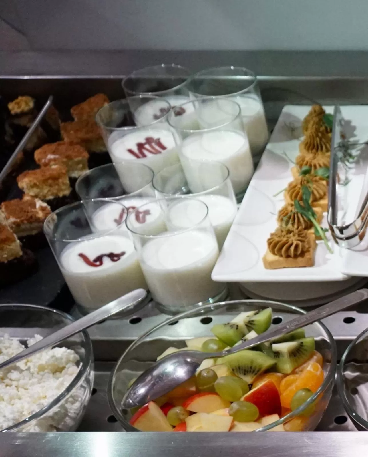 Food in Four Rooms City