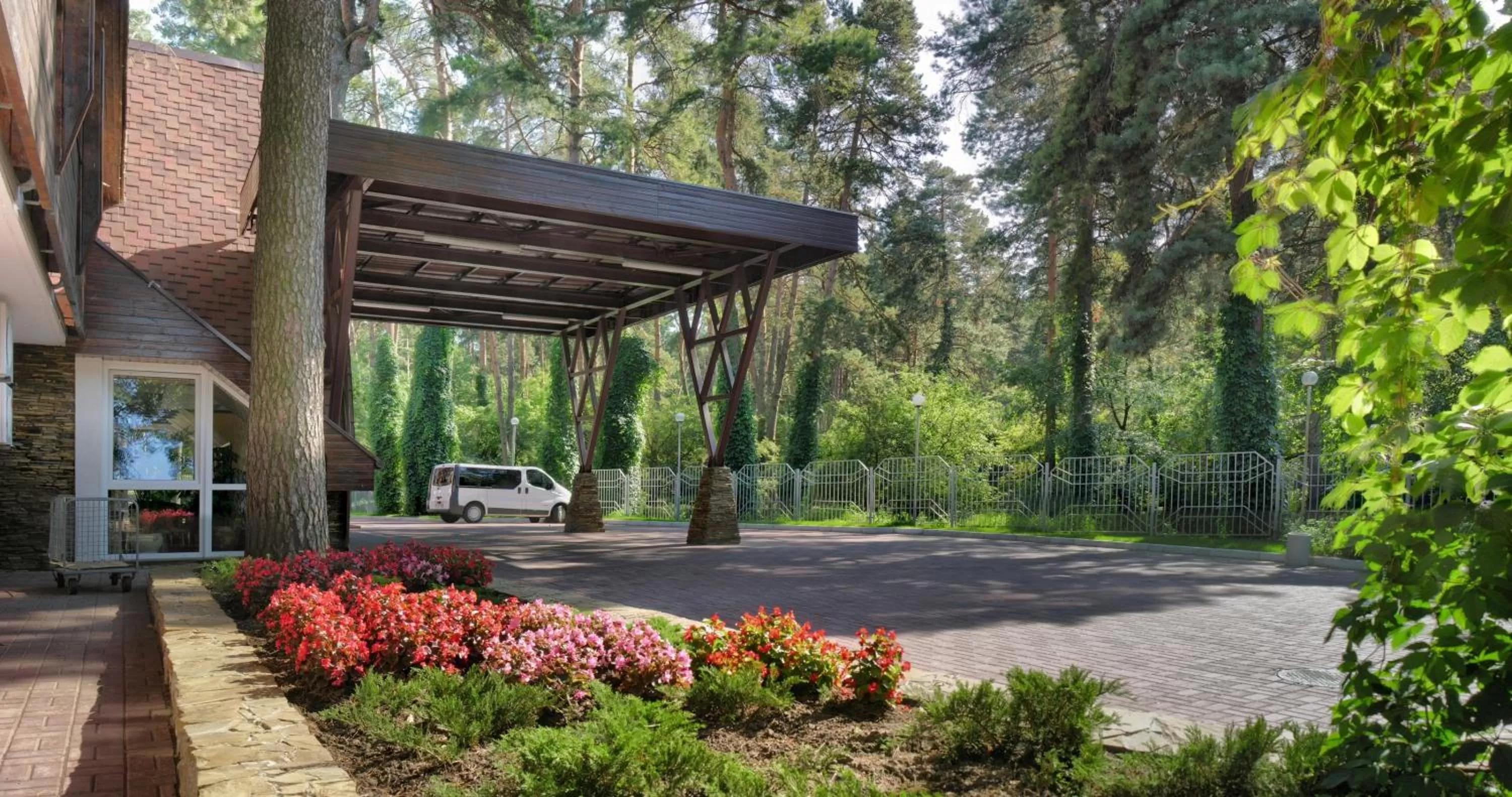 Property building in Ukraina Hotel