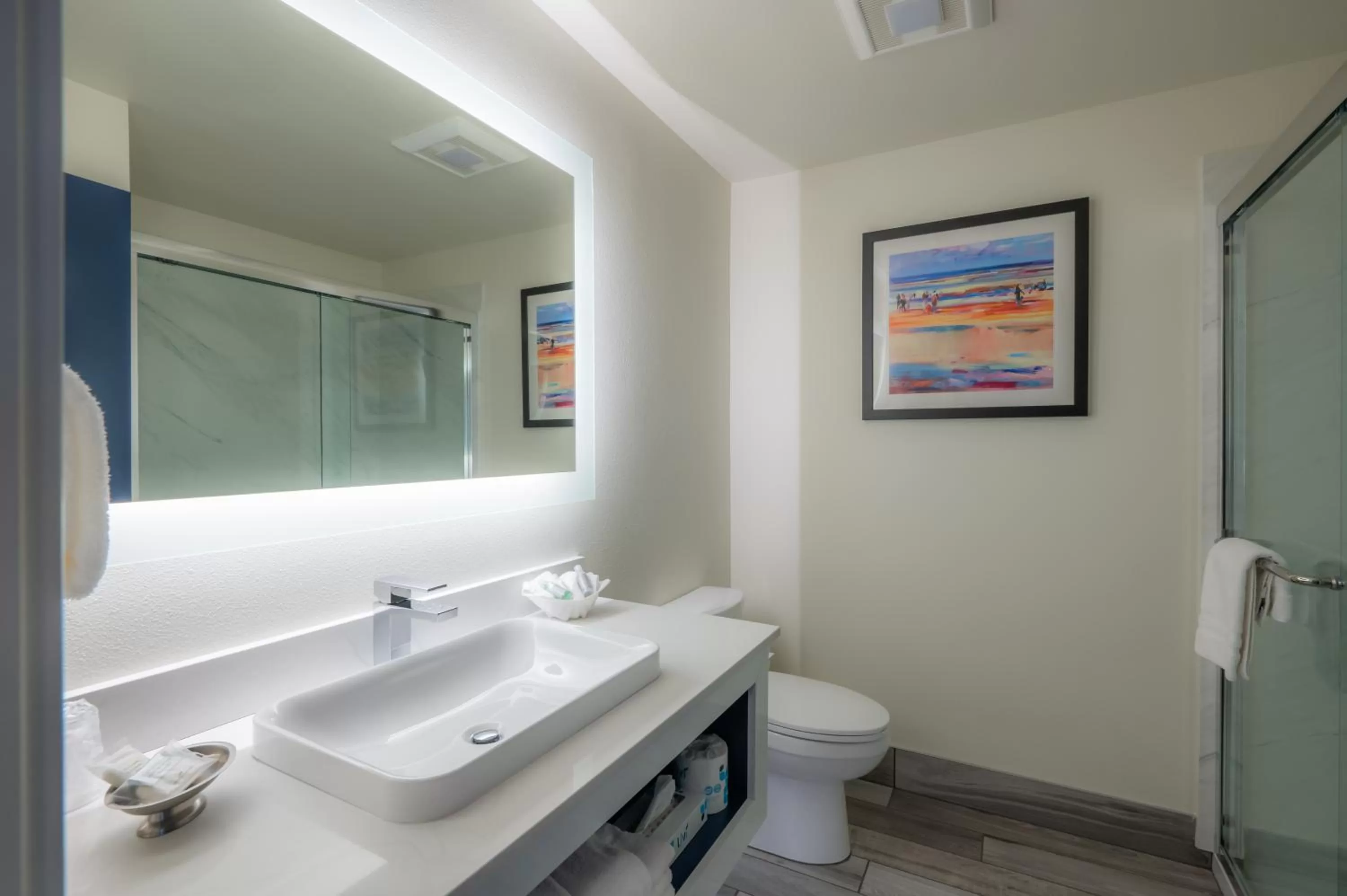 Bathroom in Bandon Inn