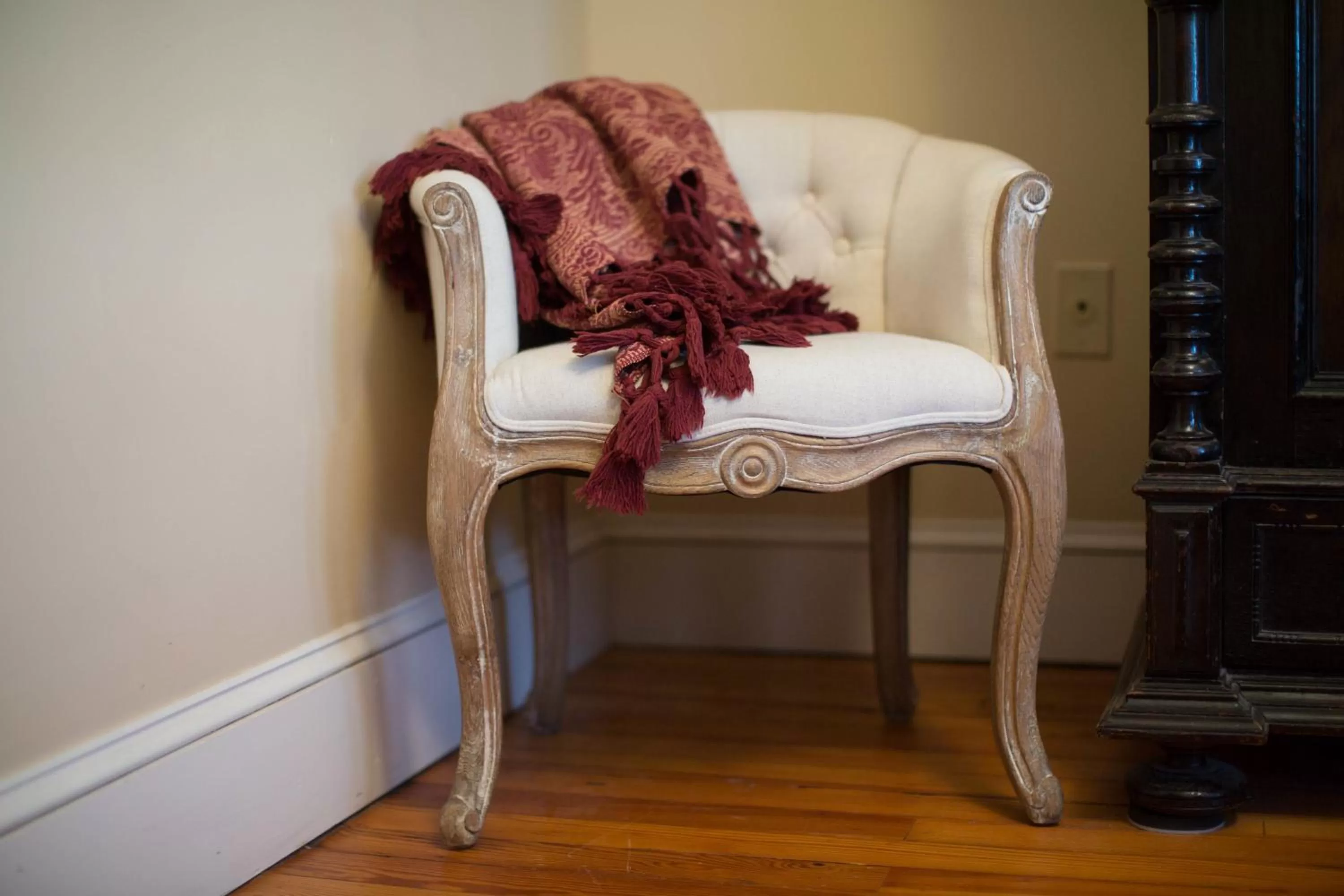 Seating area in 10 Clarke