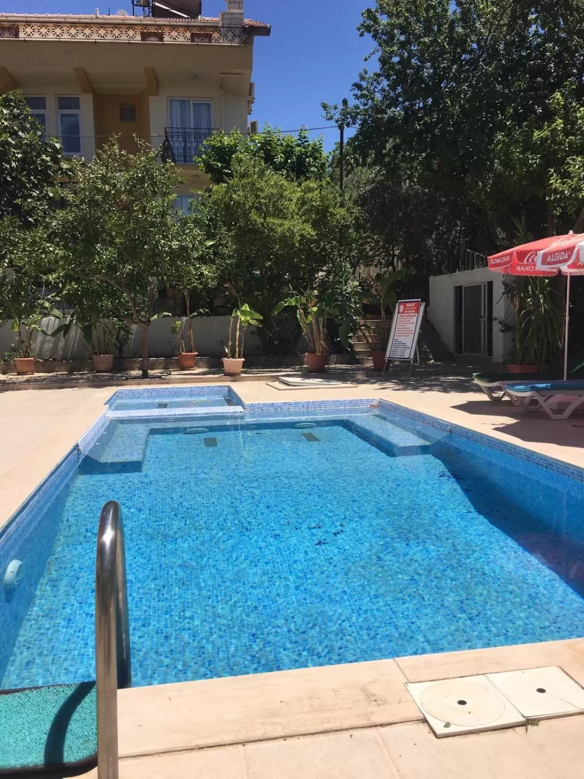 Swimming Pool in Sunset Apart Otel