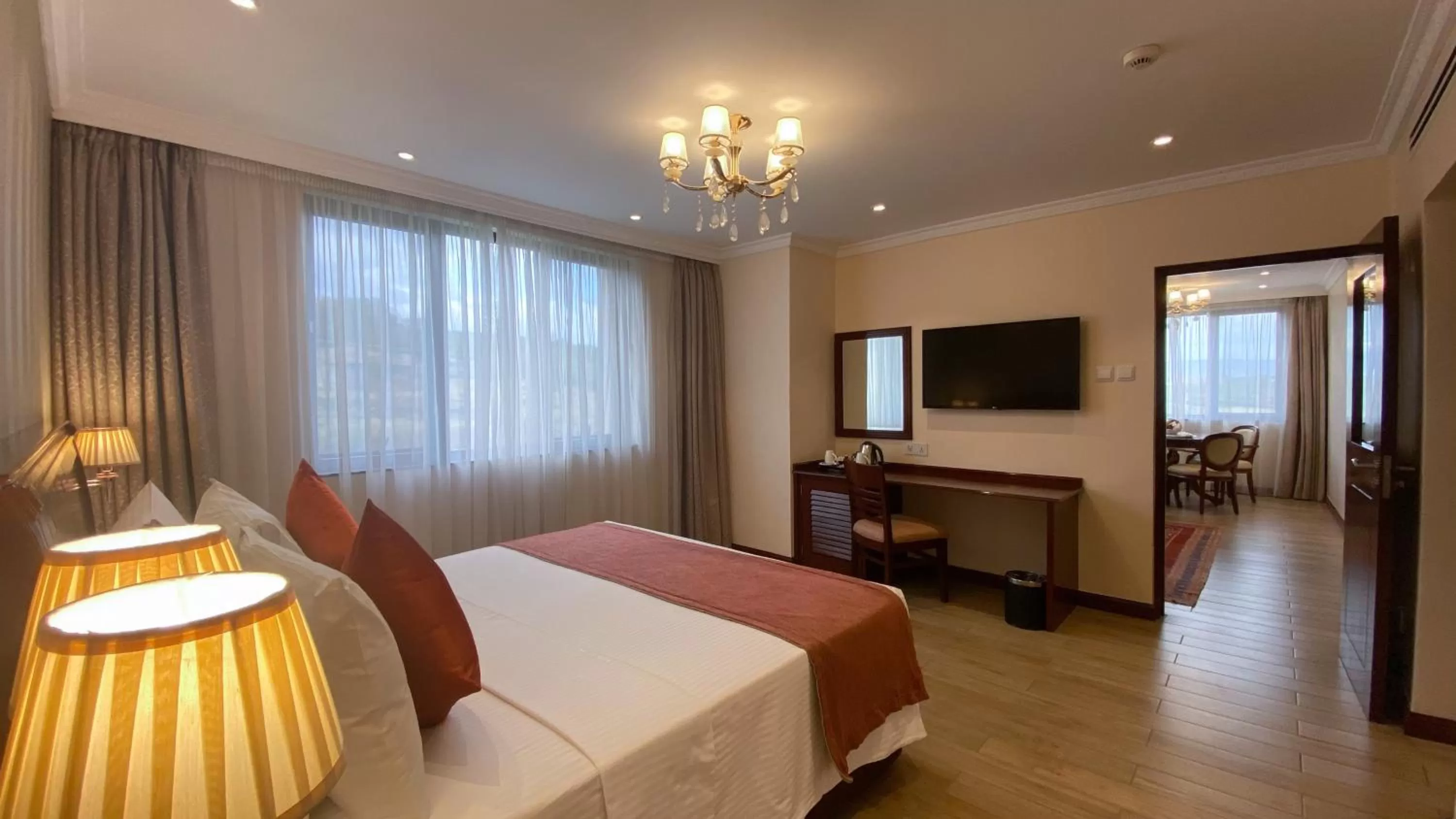 Photo of the whole room, Bed in Sarova Woodlands Hotel and Spa