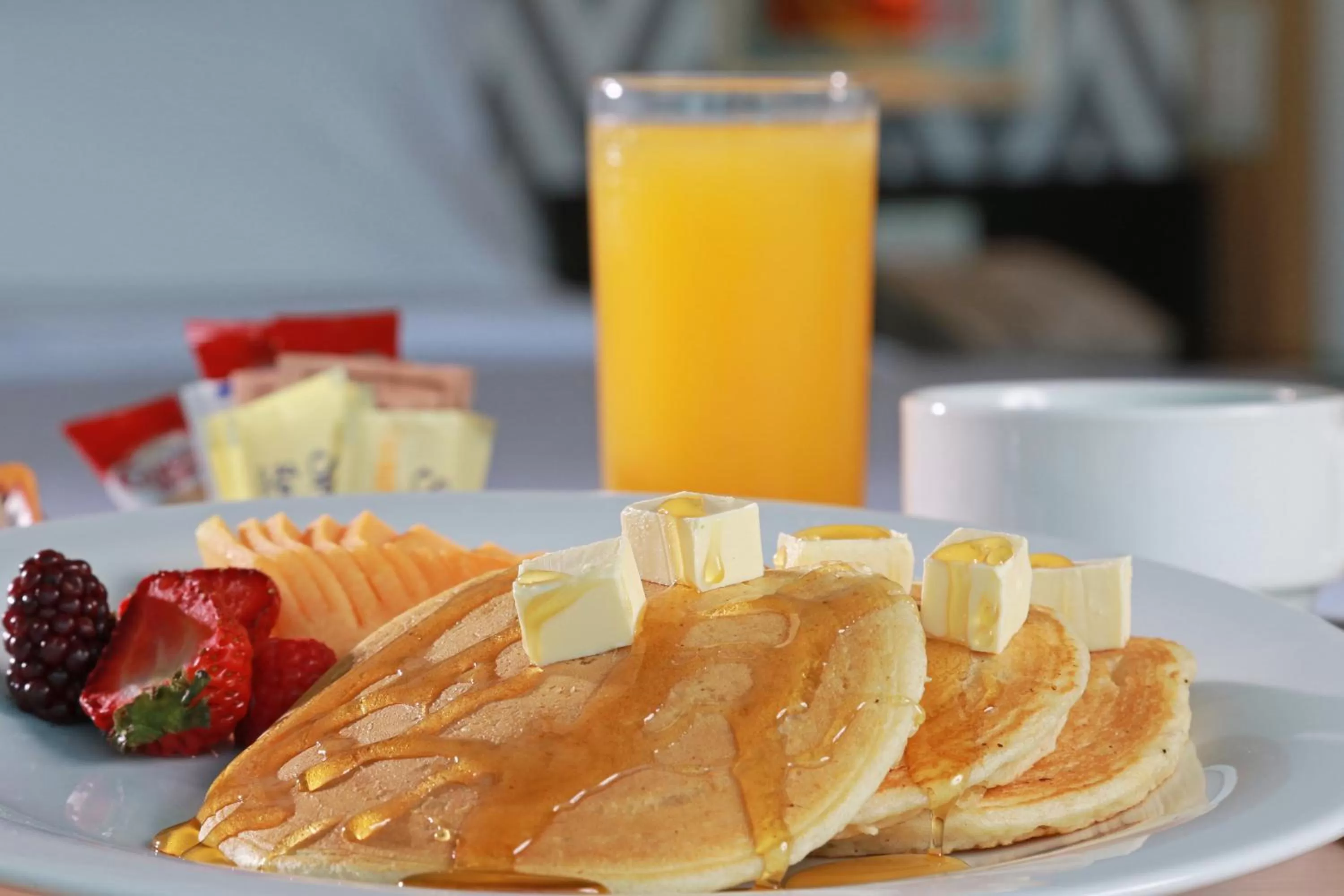 Bedroom in Holiday Inn Queretaro Zona Krystal by IHG