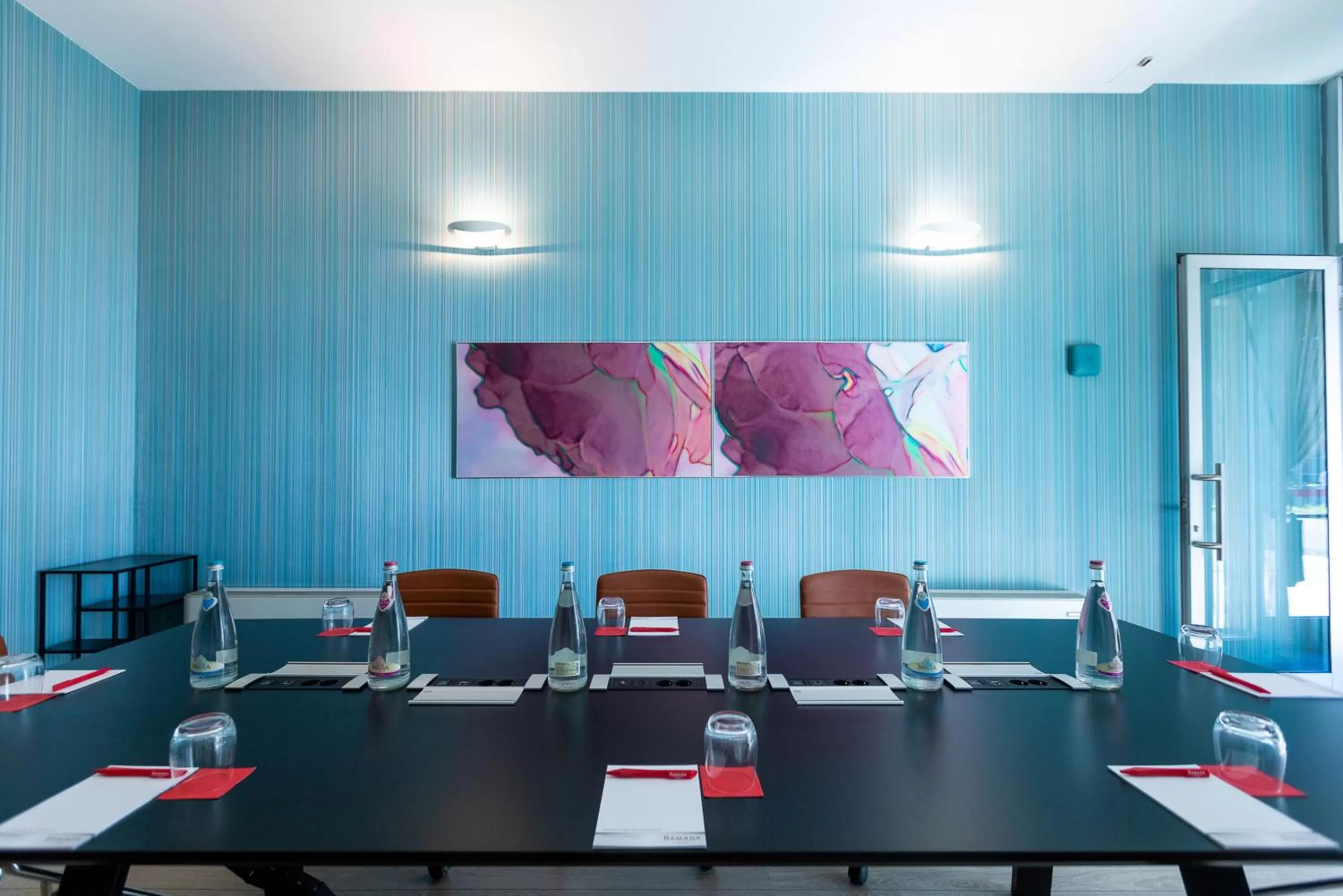Meeting/conference room in Ramada Plaza by Wyndham Milano