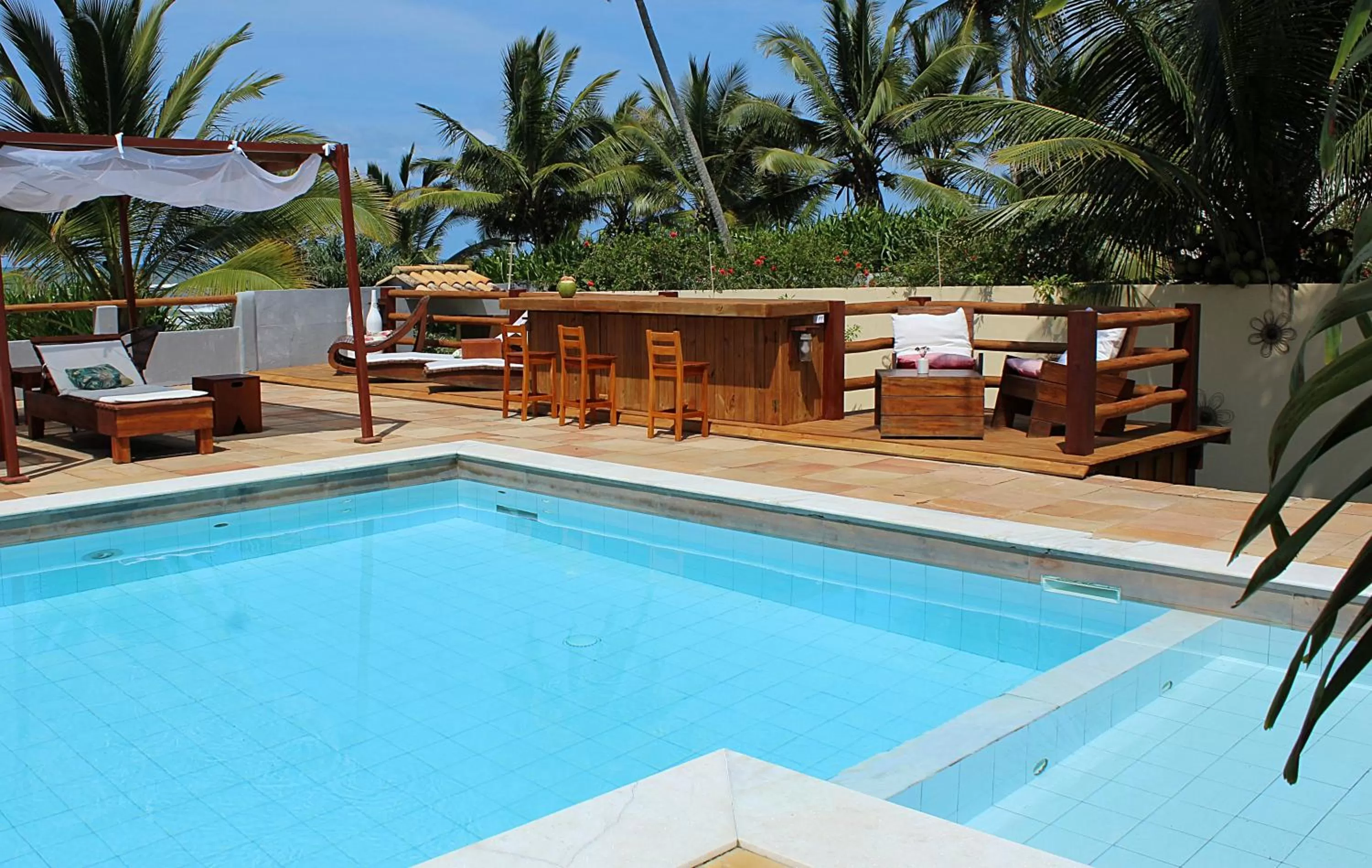 Swimming Pool in Pousada dos Hibiscus
