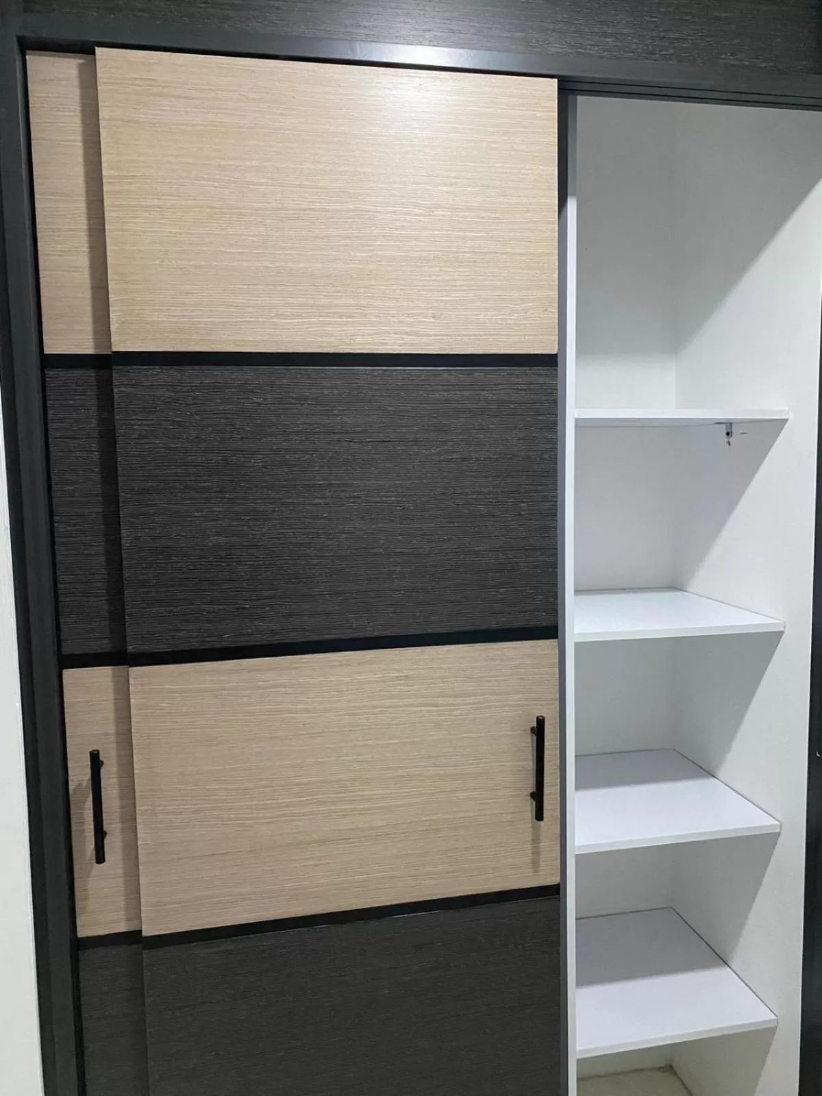 wardrobe in Hotel Plaza Real Ocaña