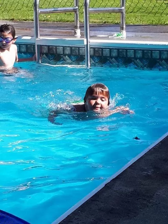 Swimming pool in Falcon Nest Motel