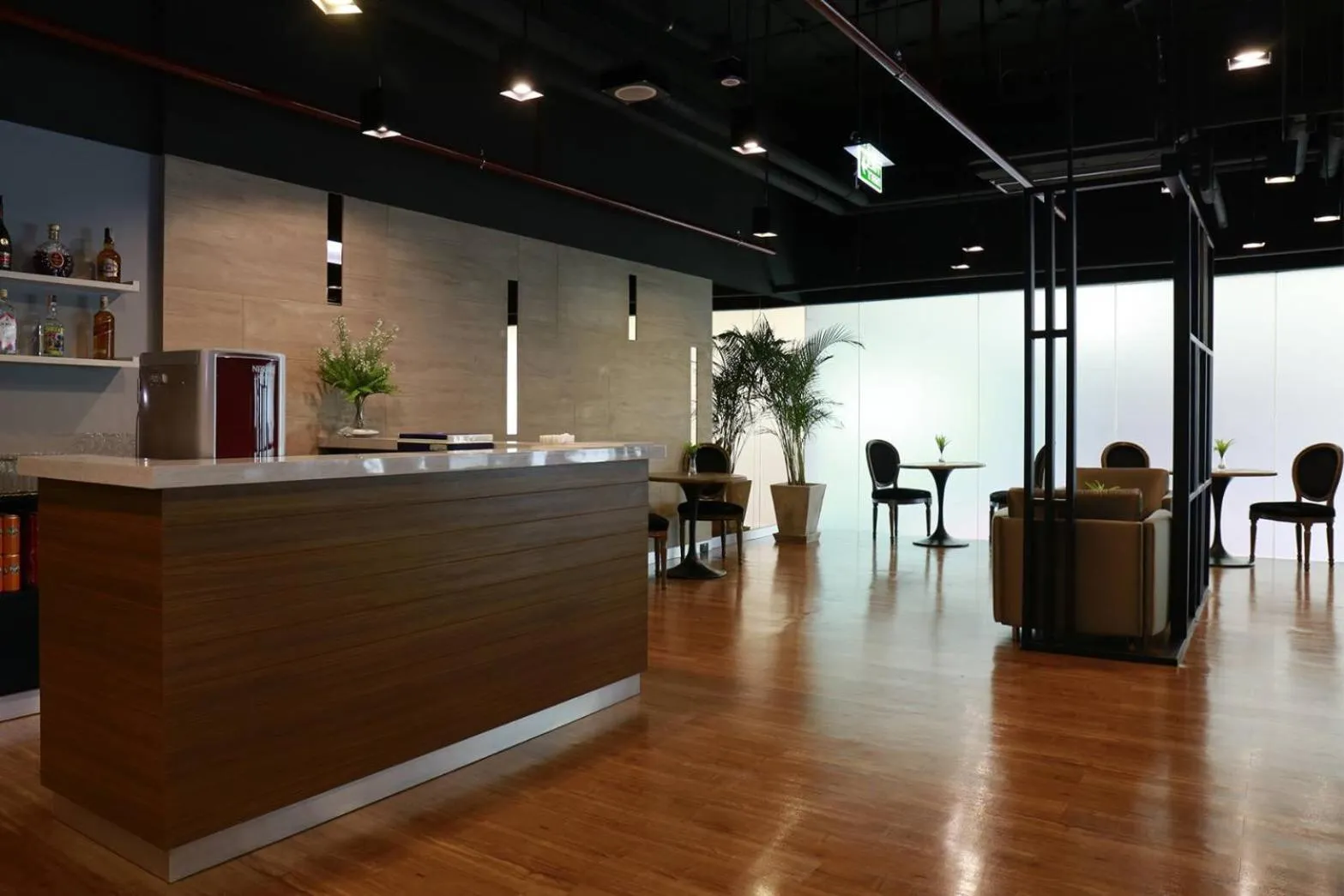 Lounge or bar in Sleep Box by Miracle -Booked on Hourly Basis