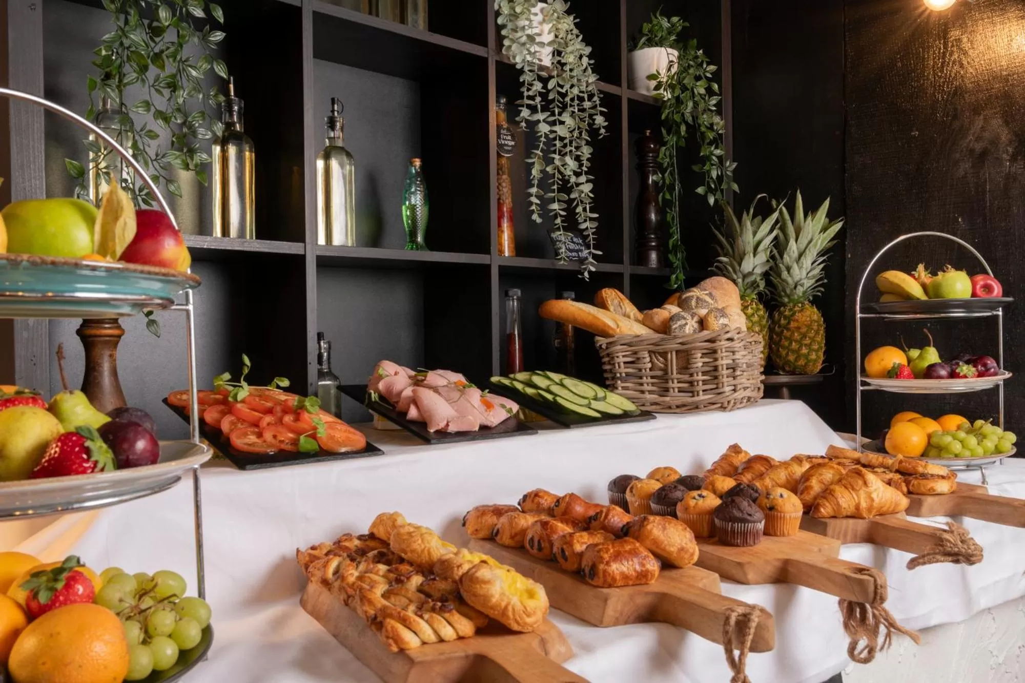 Breakfast in Donnington Manor Hotel