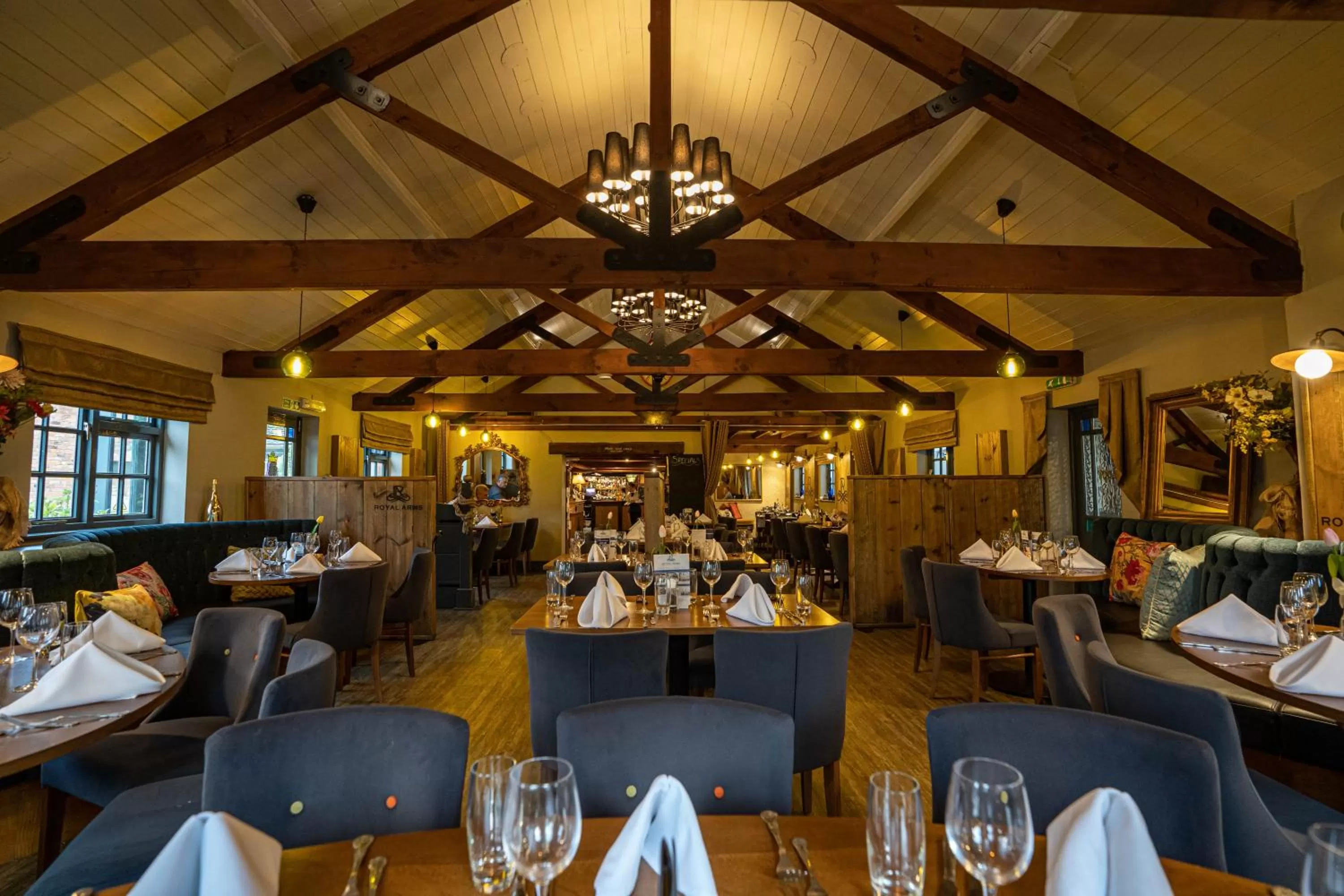 Restaurant/places to eat in The Royal Arms Hotel Room Only