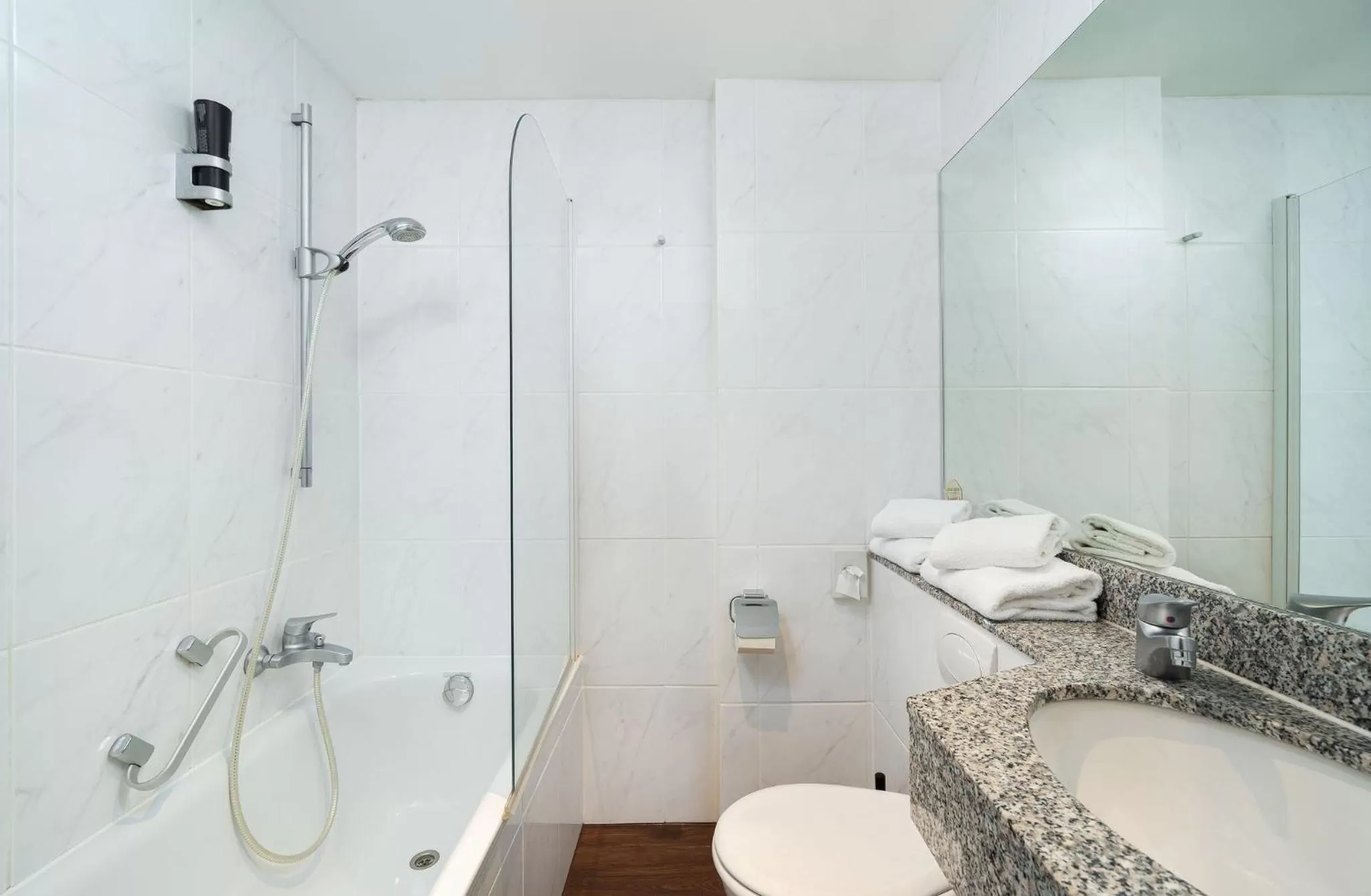 Bathroom in tinyTwice Hotel Bonn