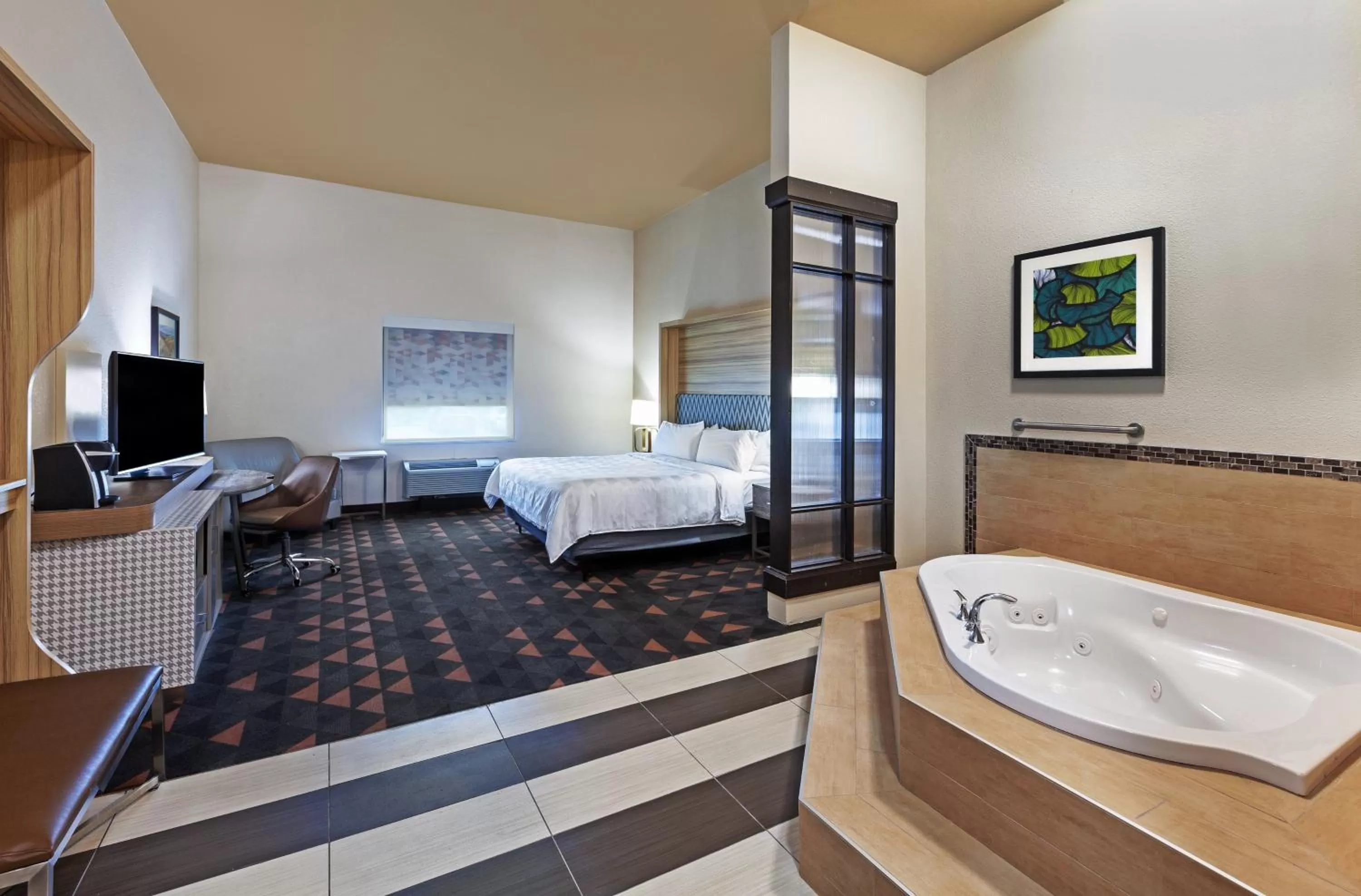 Photo of the whole room, Bed in Holiday Inn - Amarillo East by IHG