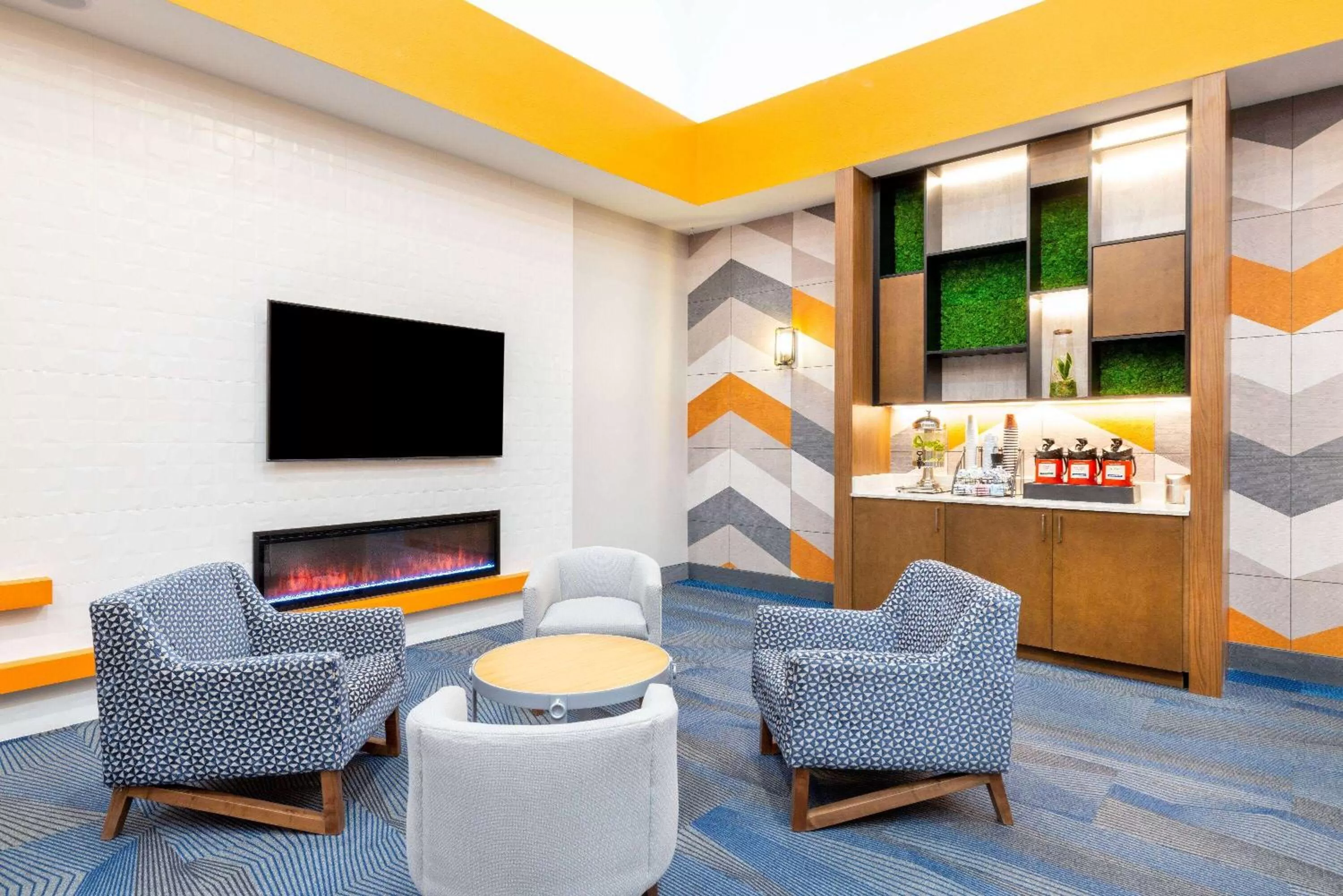 Kitchen or kitchenette in La Quinta by Wyndham St. George