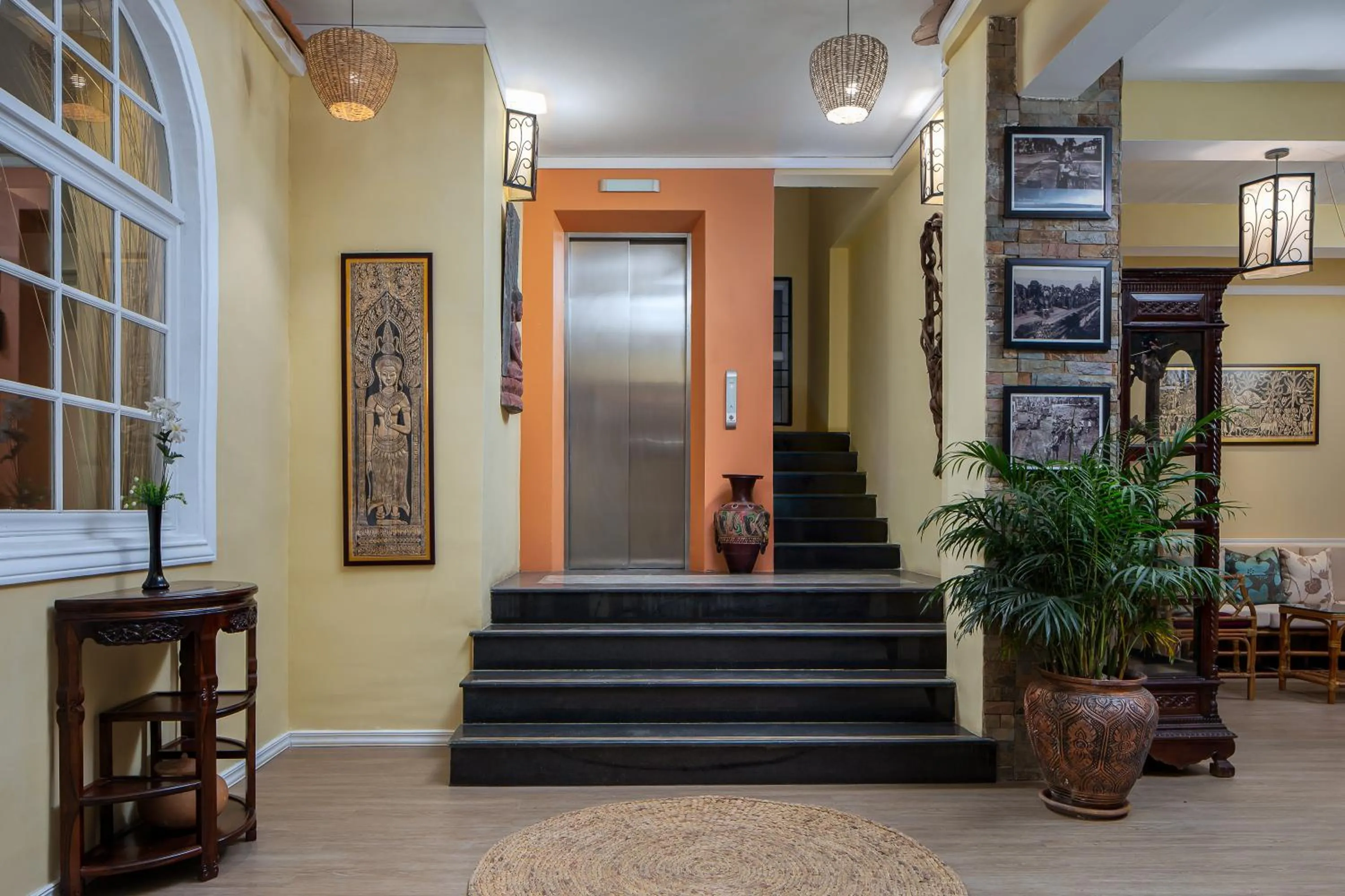 Lobby or reception in Botum Palace Hotel