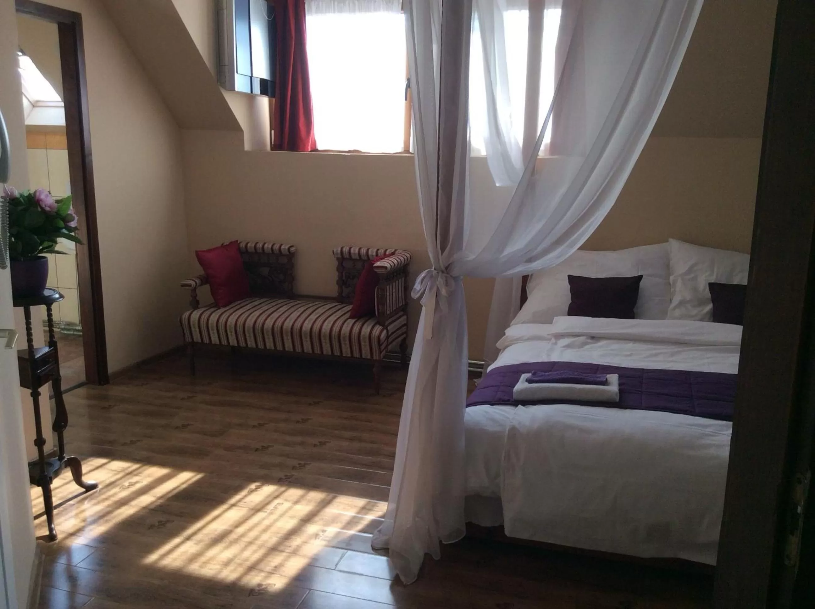 Photo of the whole room, Bed in Abszolút Hotel és Panzió