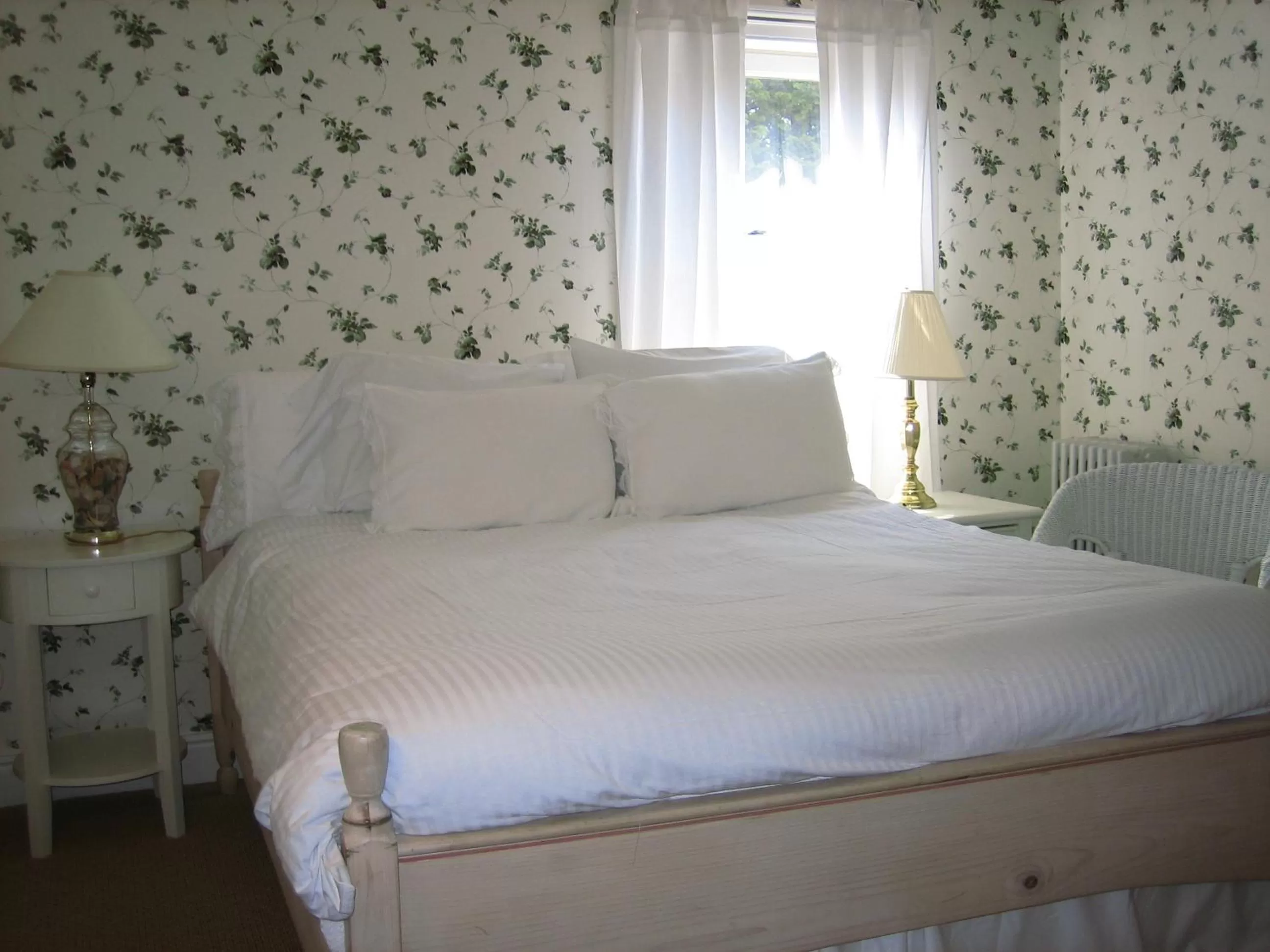 Bed in Belfry Inn and Bistro