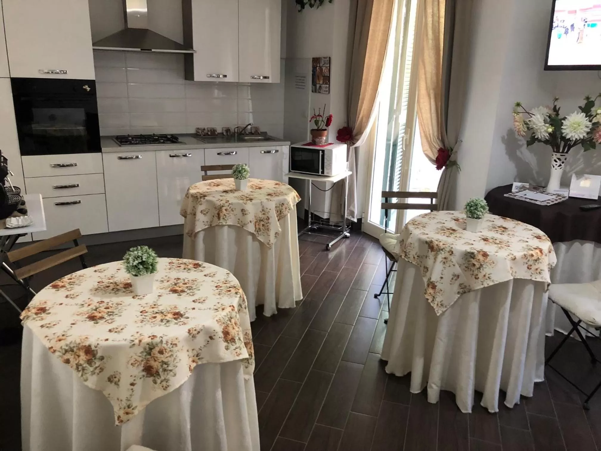 Kitchen/Kitchenette in B&B Rosaly