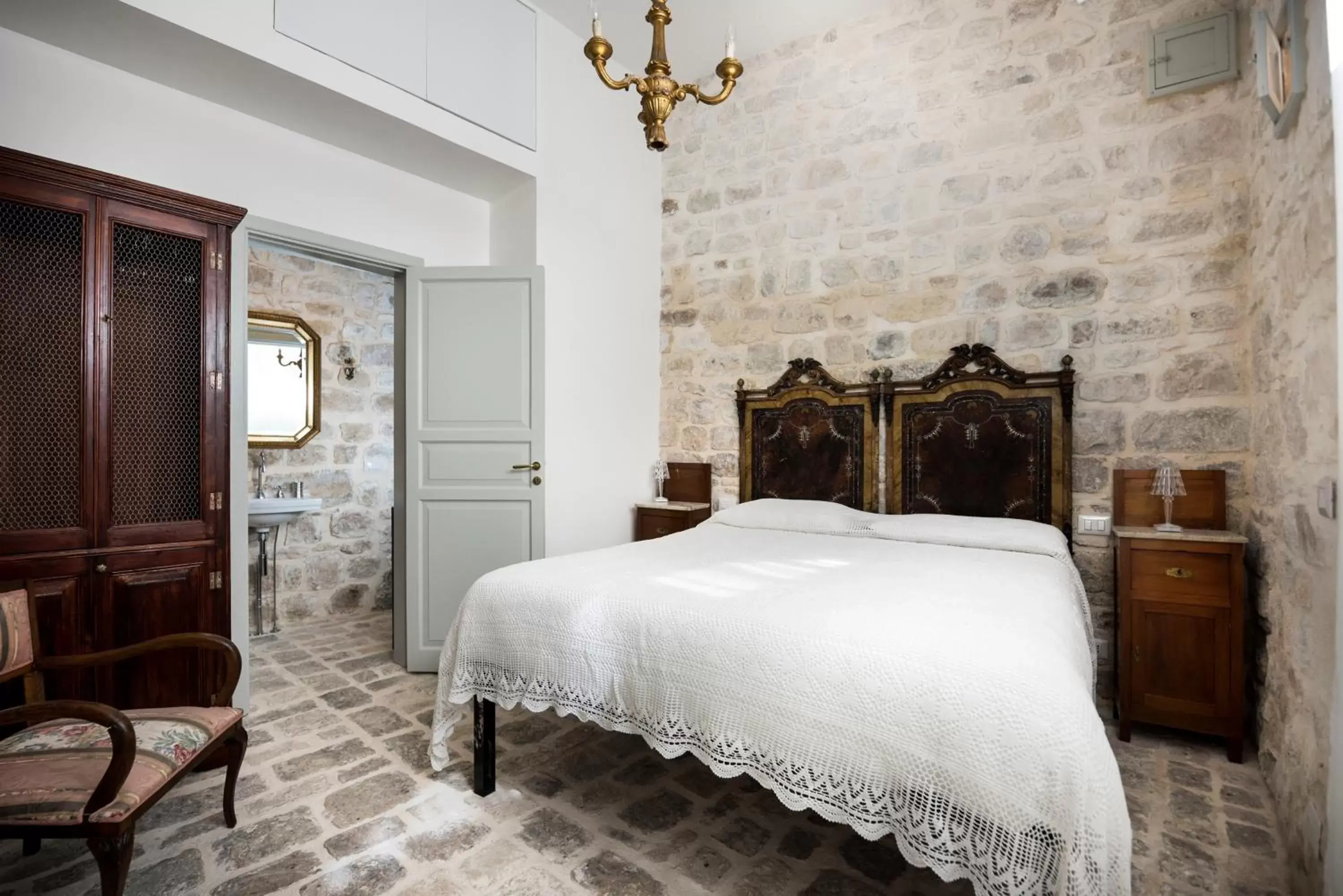 Standard King Room in Sanbartolomeo Casa & Putìa Standard King Room in Sanbartolomeo Casa & Putìa