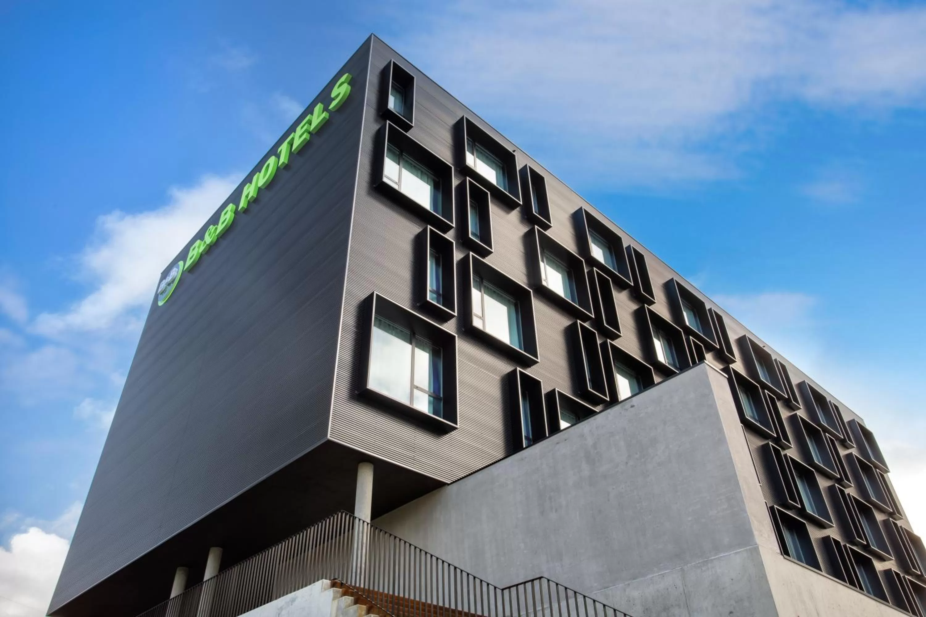 Property building in B&B HOTEL Guimarães