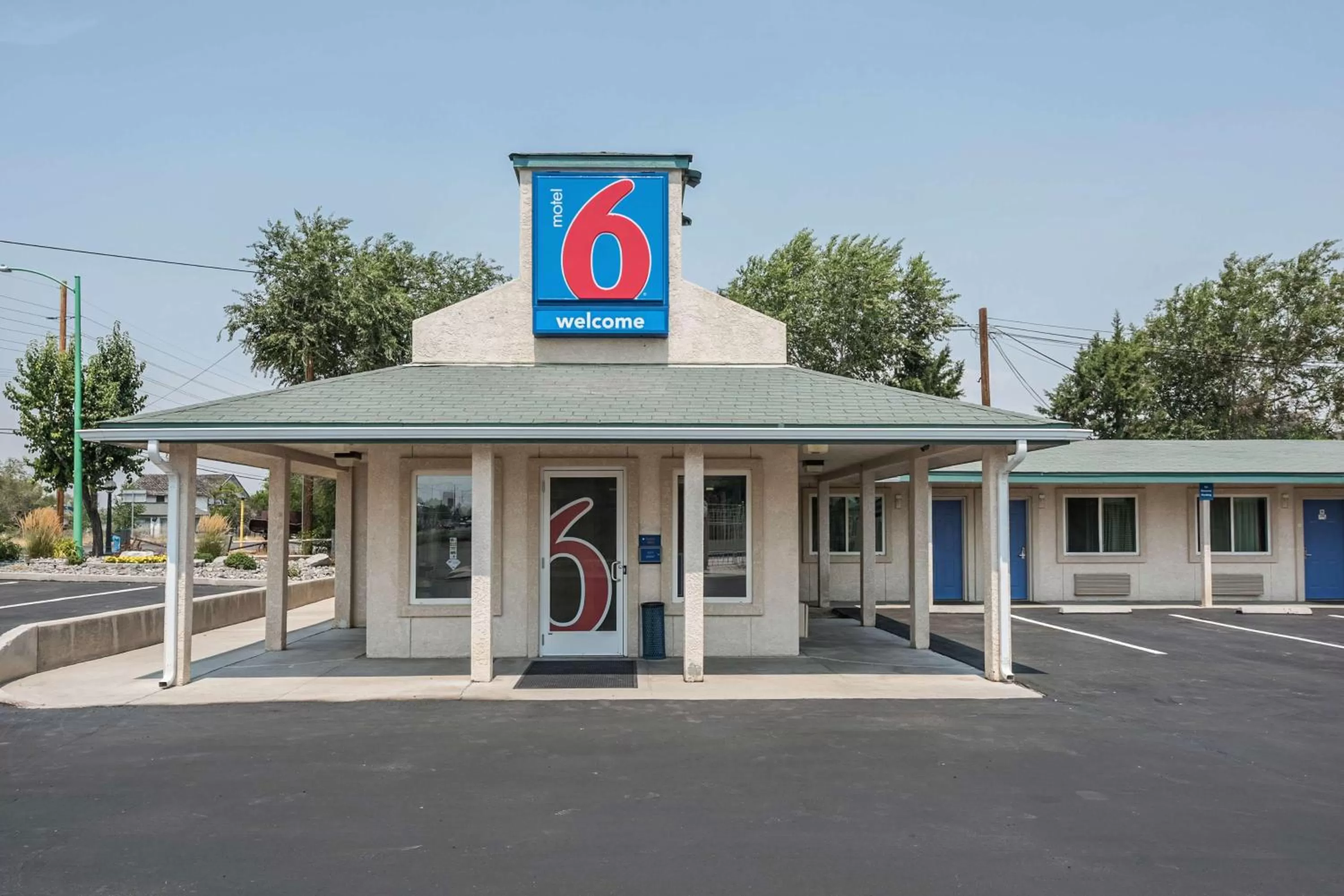 Property building in Motel 6-Fallon, NV