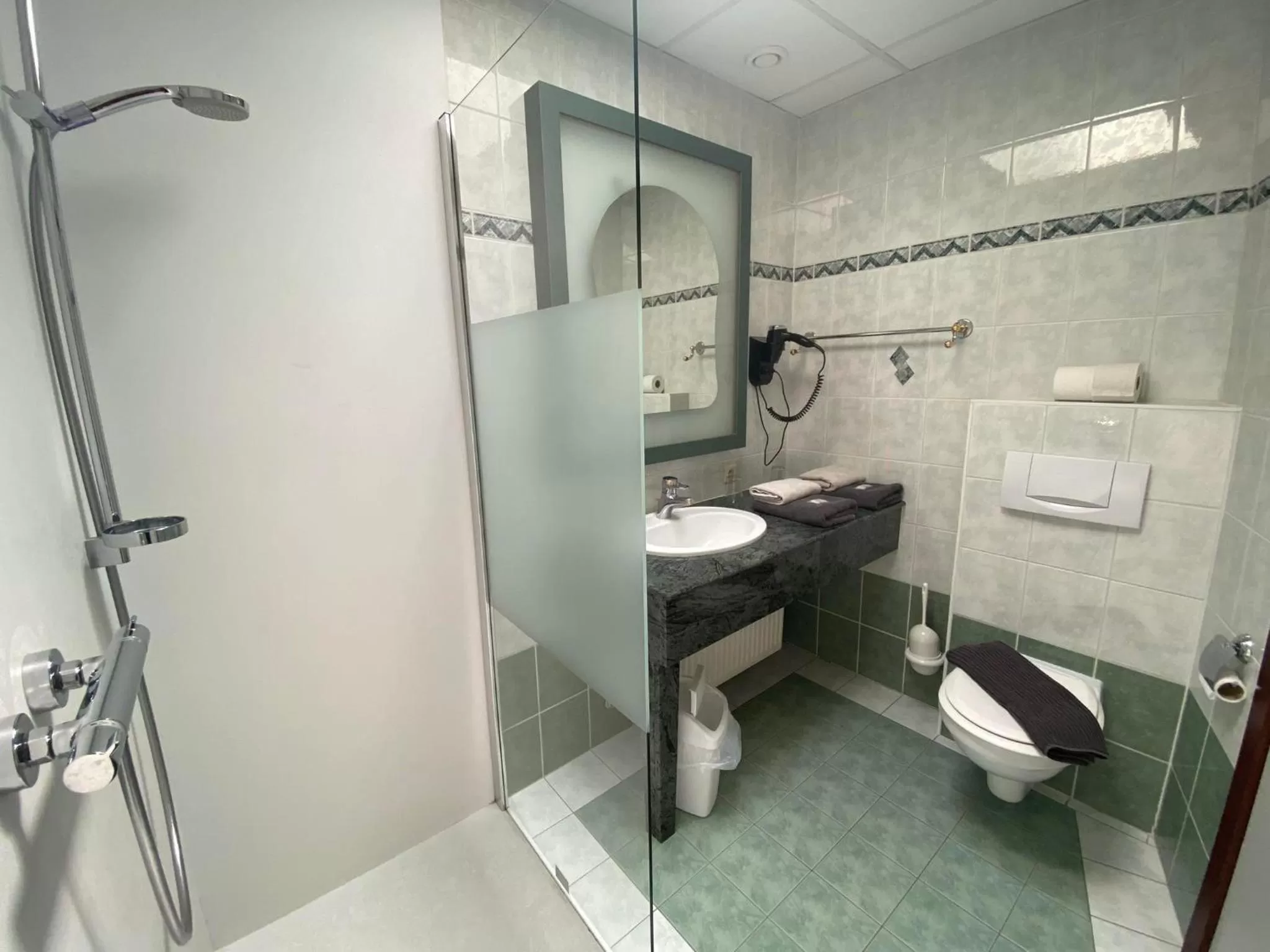 Bathroom in Vakantiecentrum Zeelinde