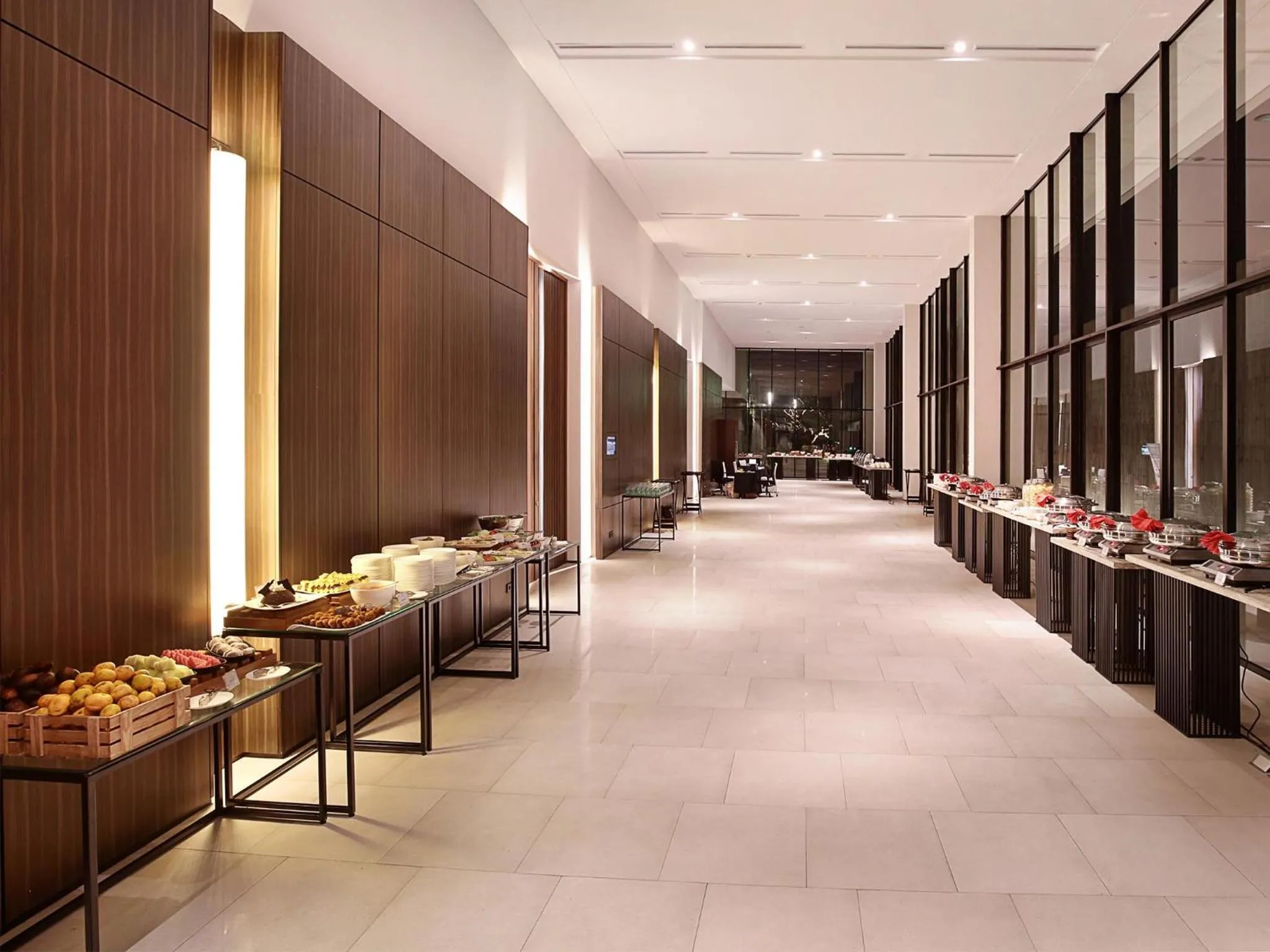 Coffee/tea facilities in Royal Tulip Gunung Geulis Resort and Golf