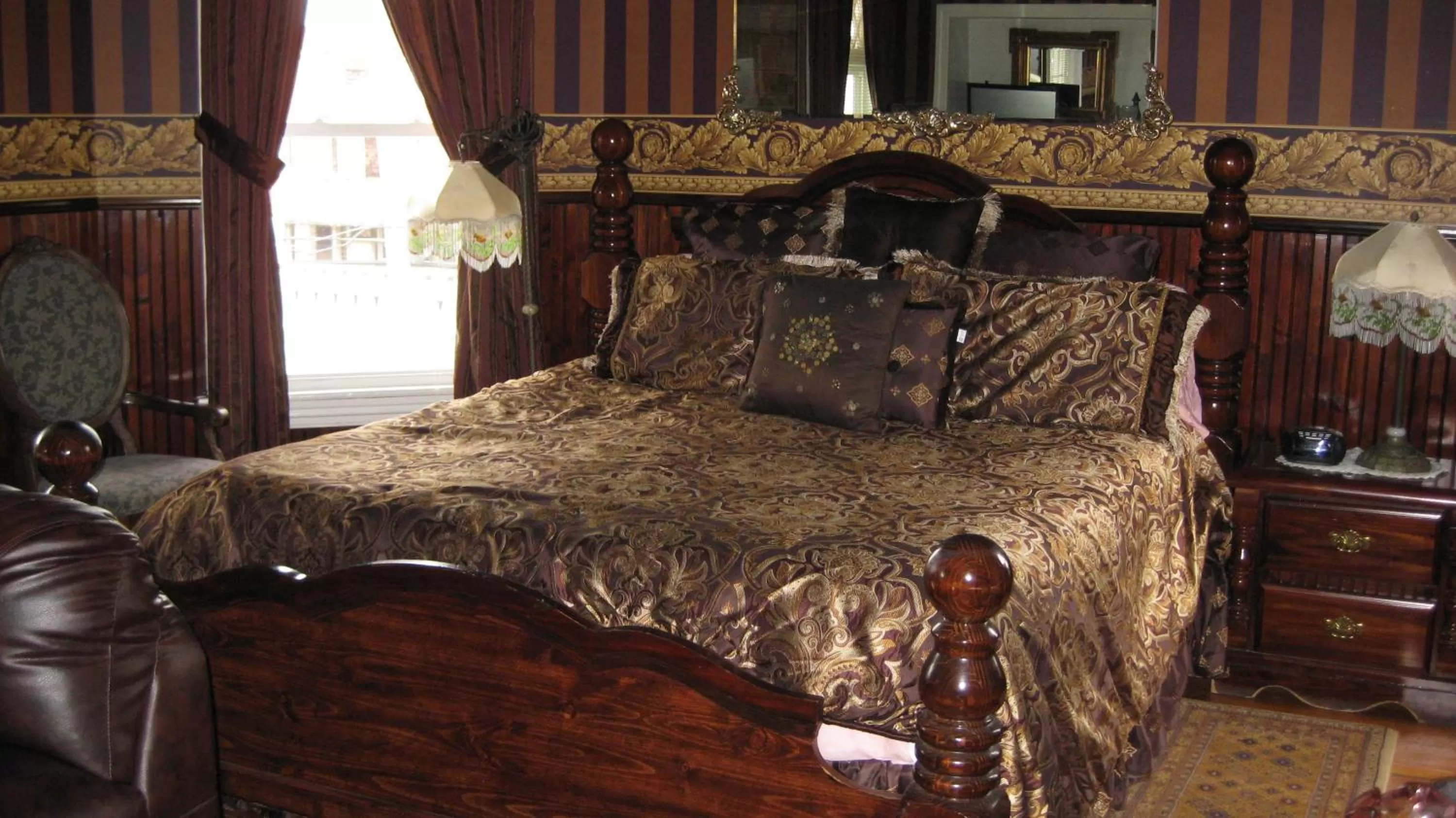 Cape May King Room in Angel of the Sea Bed and Breakfast