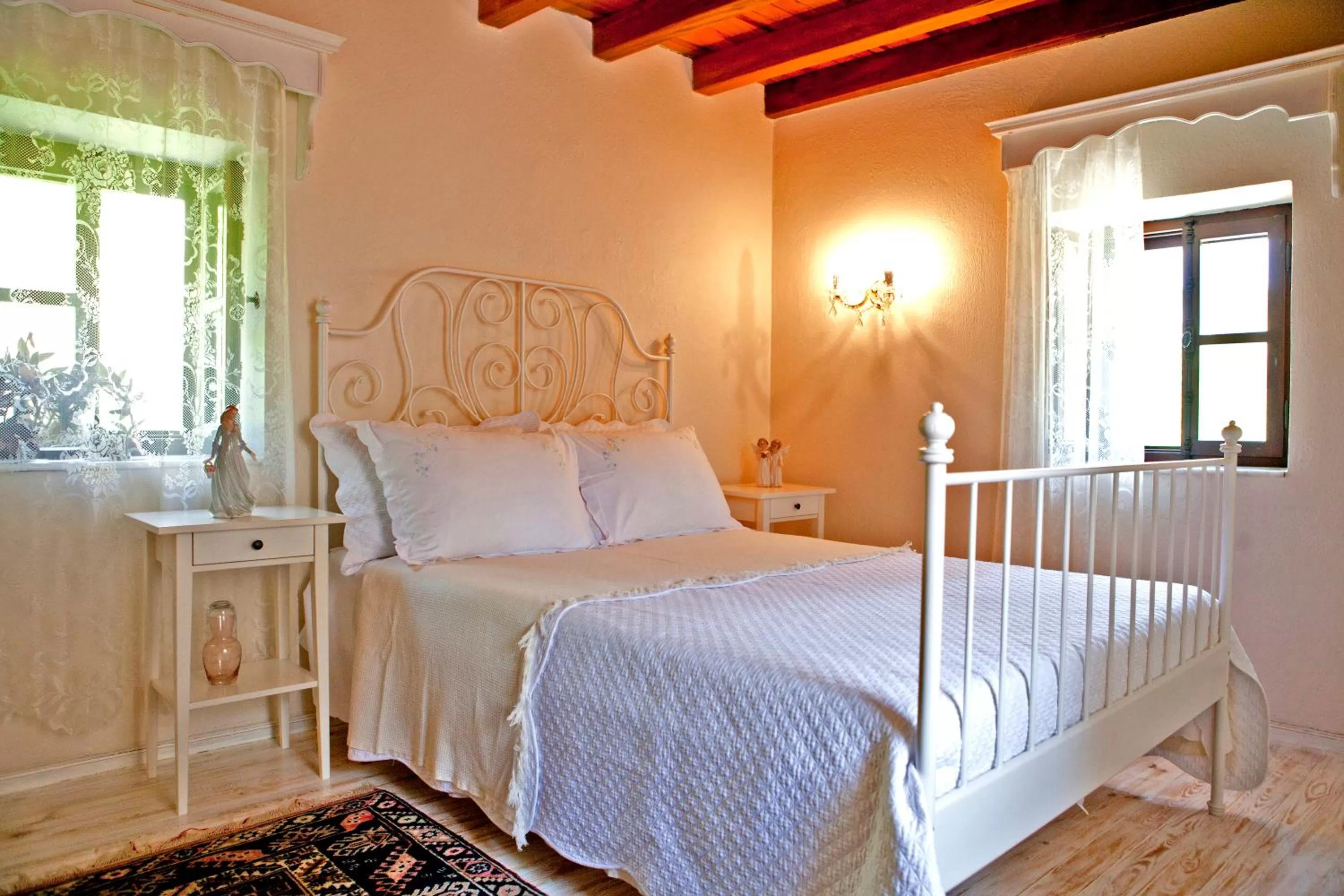 Photo of the whole room, Bed in Ha La Bodrum