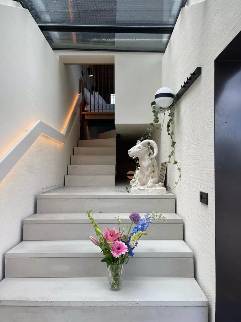 Property building in vondice hotel