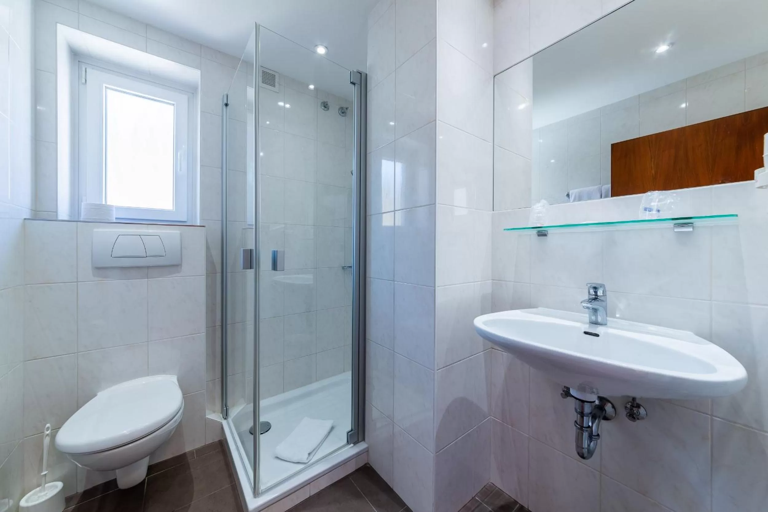 Shower in Hotel Krone