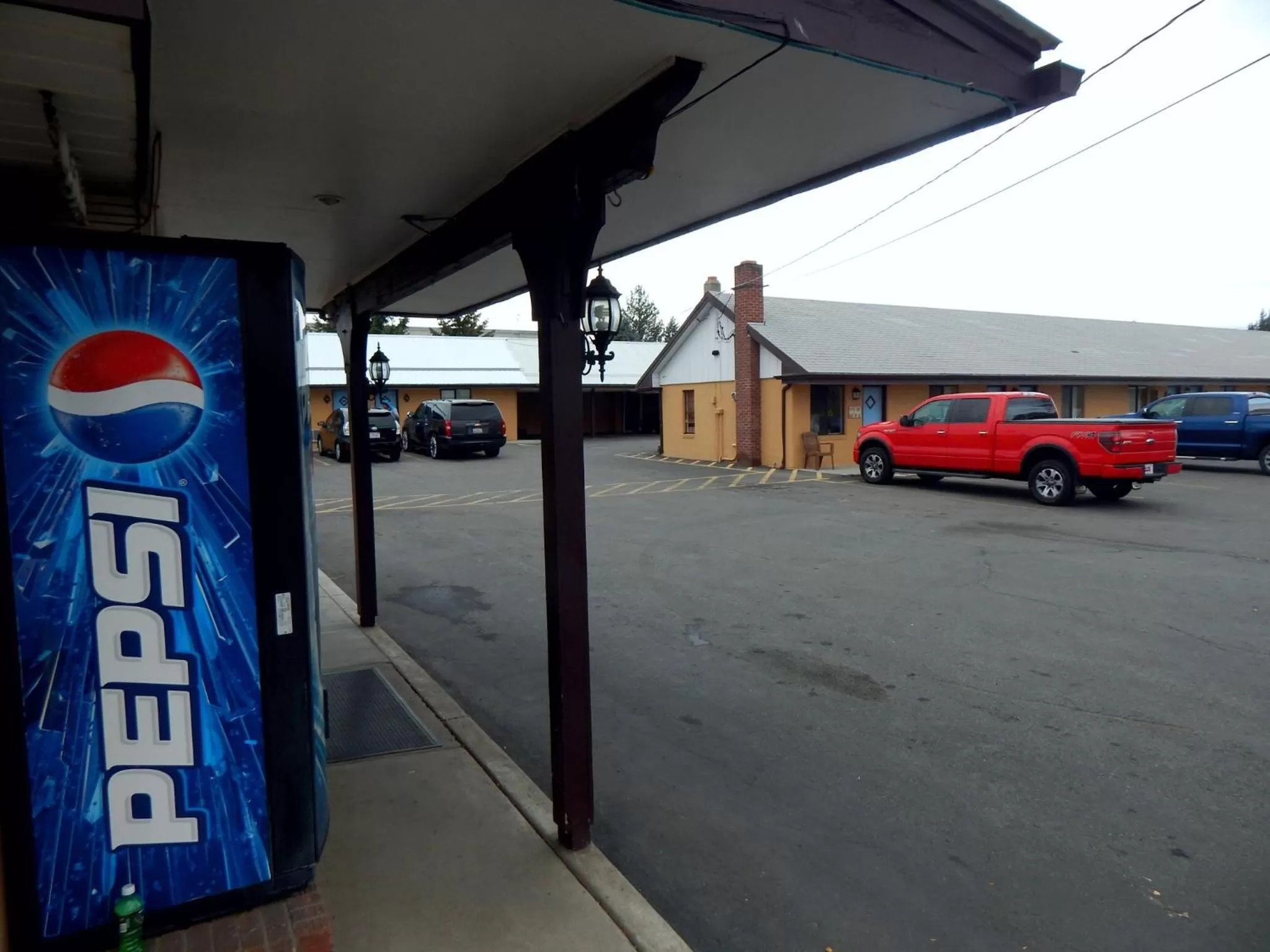 Facade/entrance in Motel Nicholas