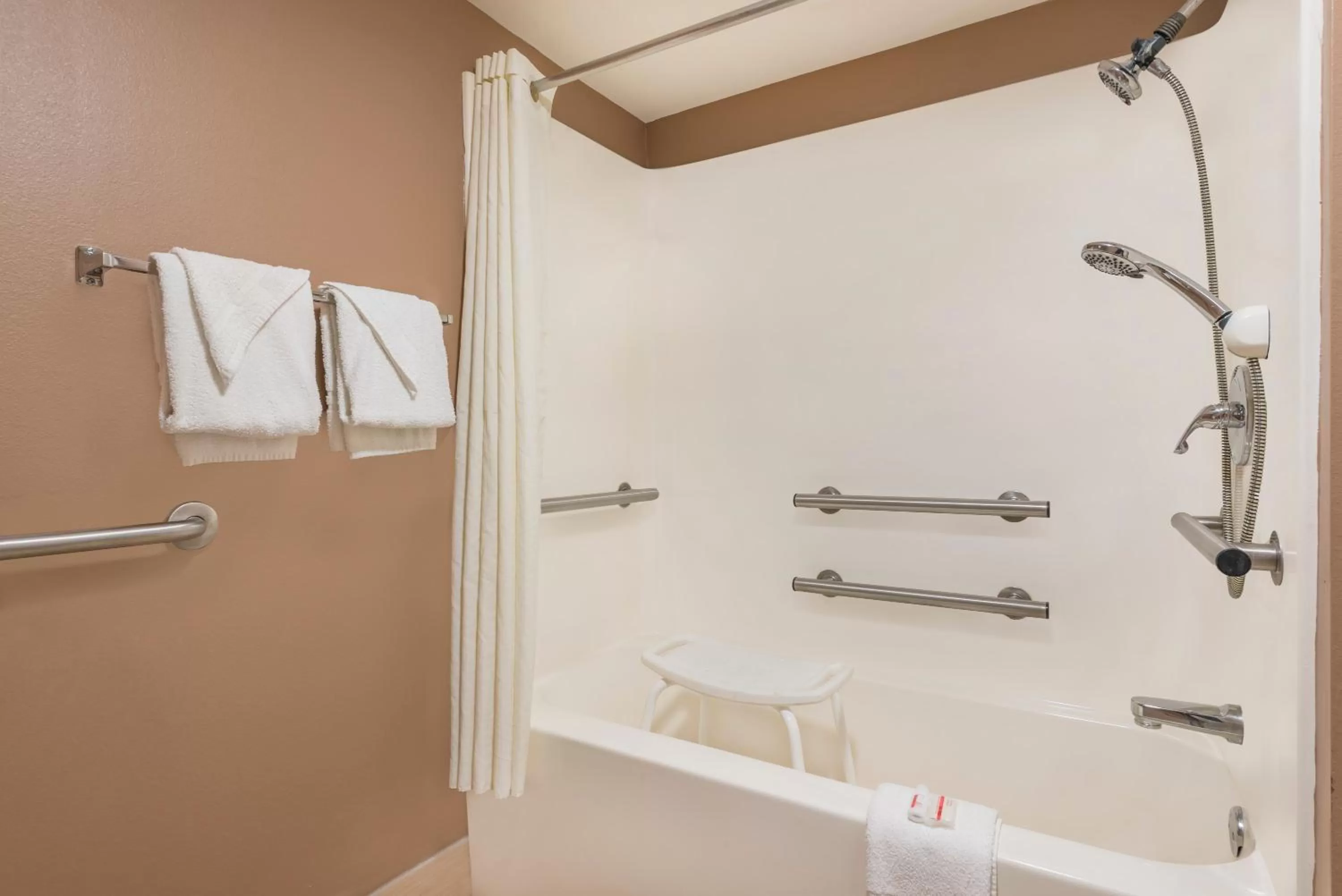 Super 8 by Wyndham Bryant Little Rock Area