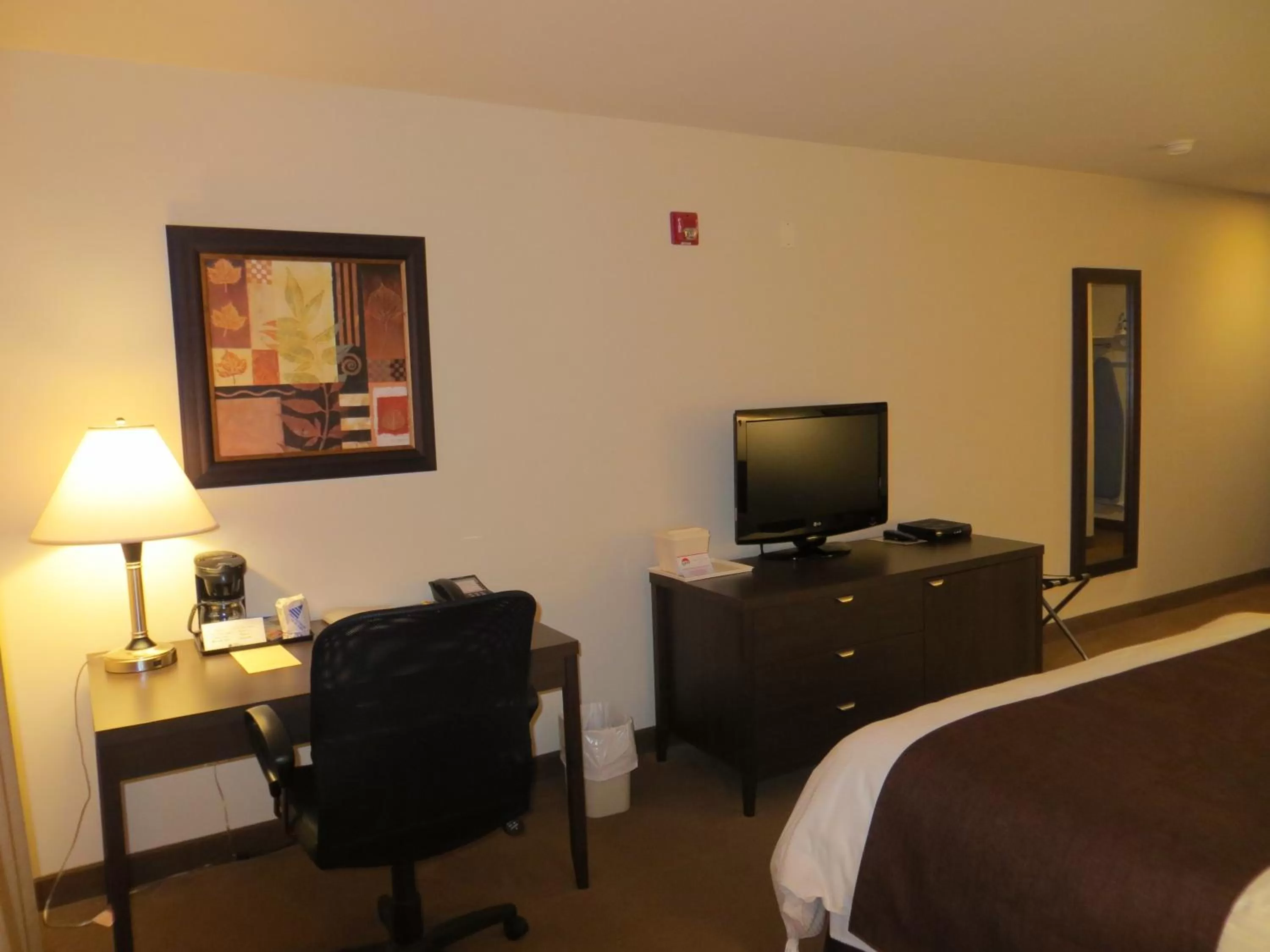 TV and multimedia, Bed in Villegiature Deux Rivieres Resort