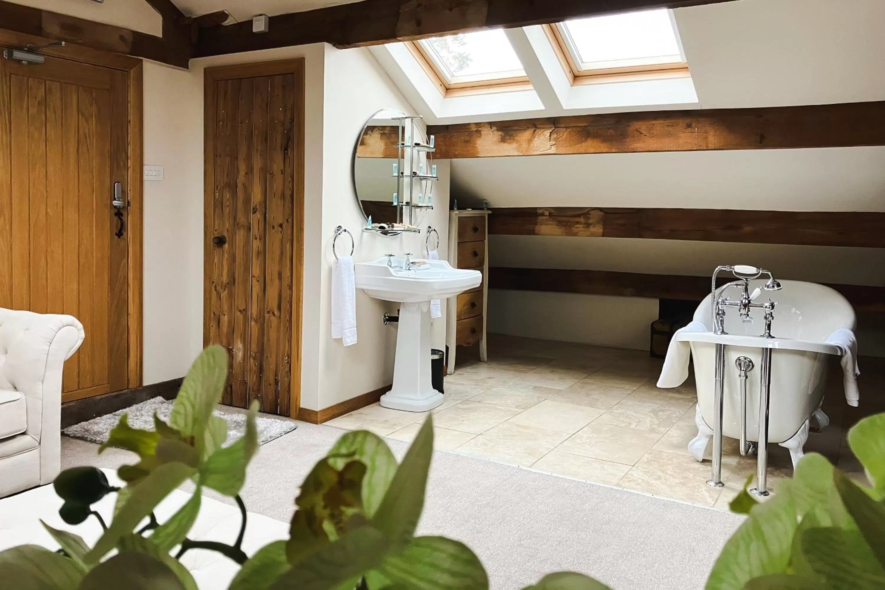 Bathroom in The Weavers Shed