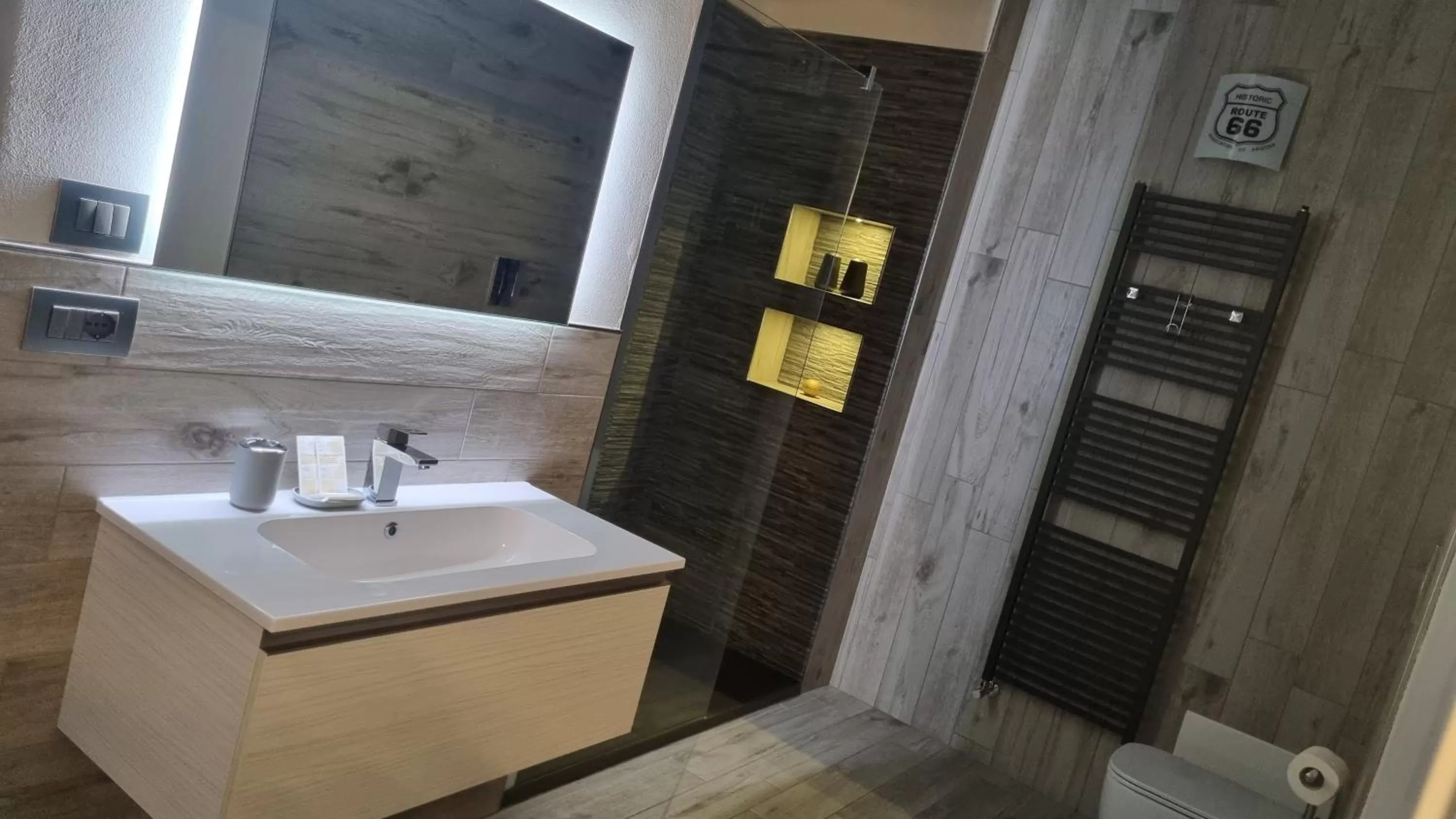 Shower in Bed and breakfast Ma.Gi.A