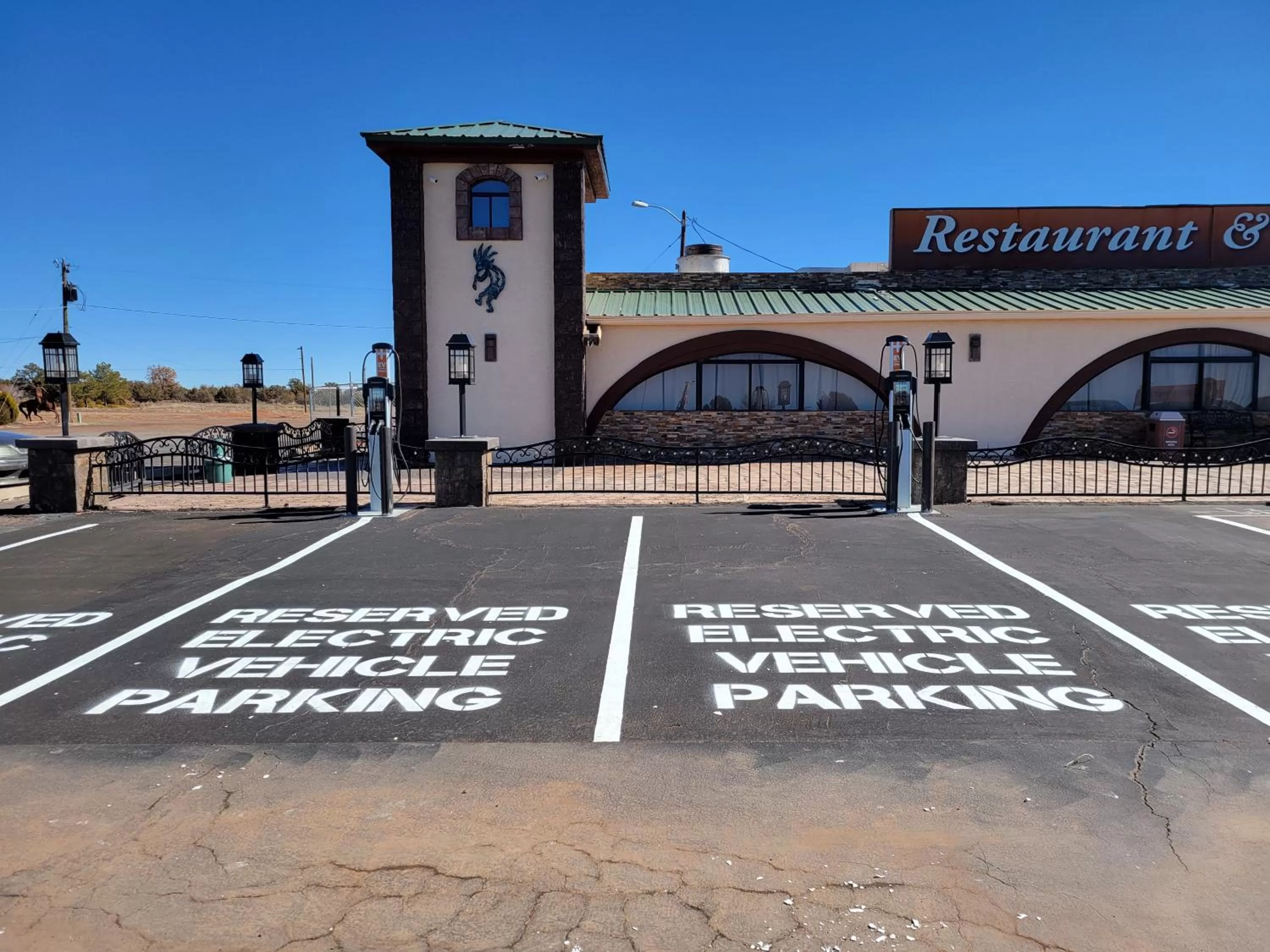 Property building in Grand Canyon Inn and Motel - South Rim Entrance