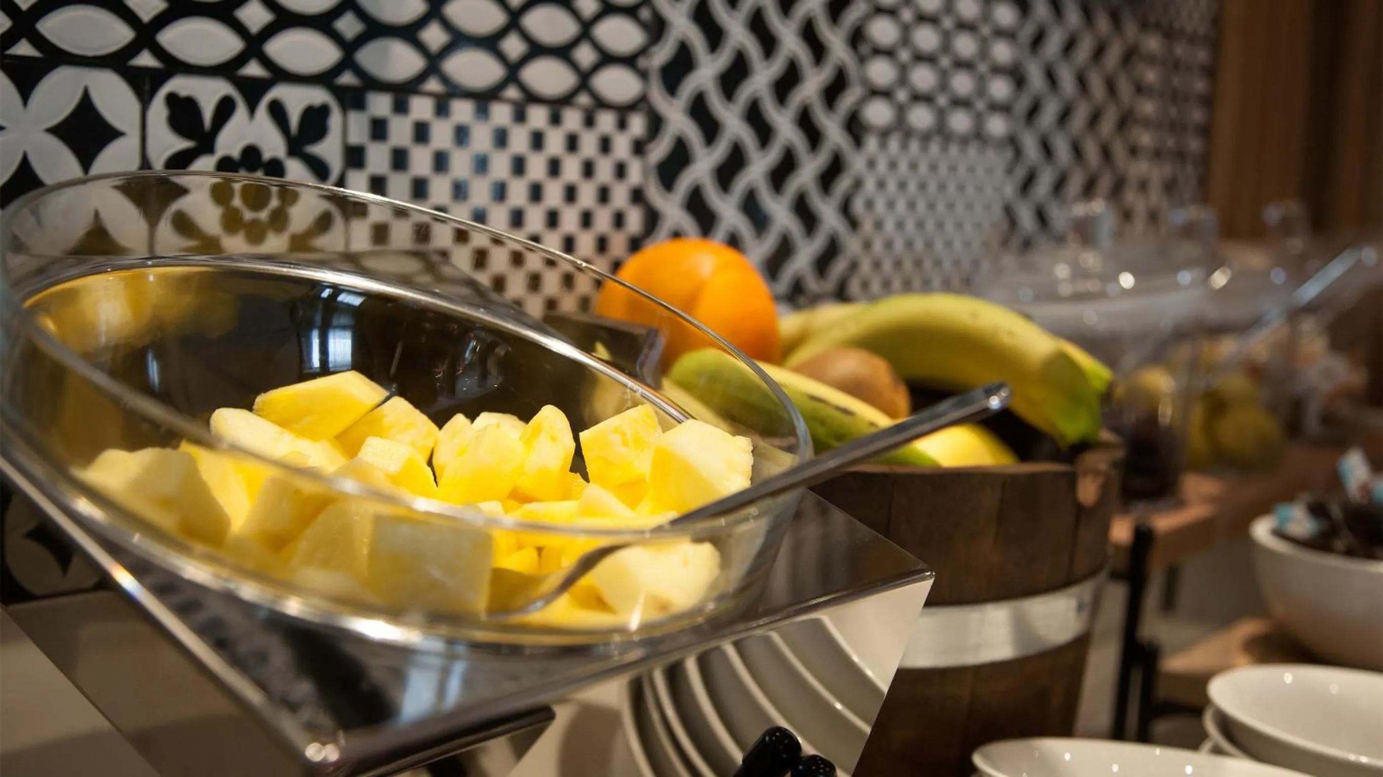 Continental breakfast in G Hotel Pescara