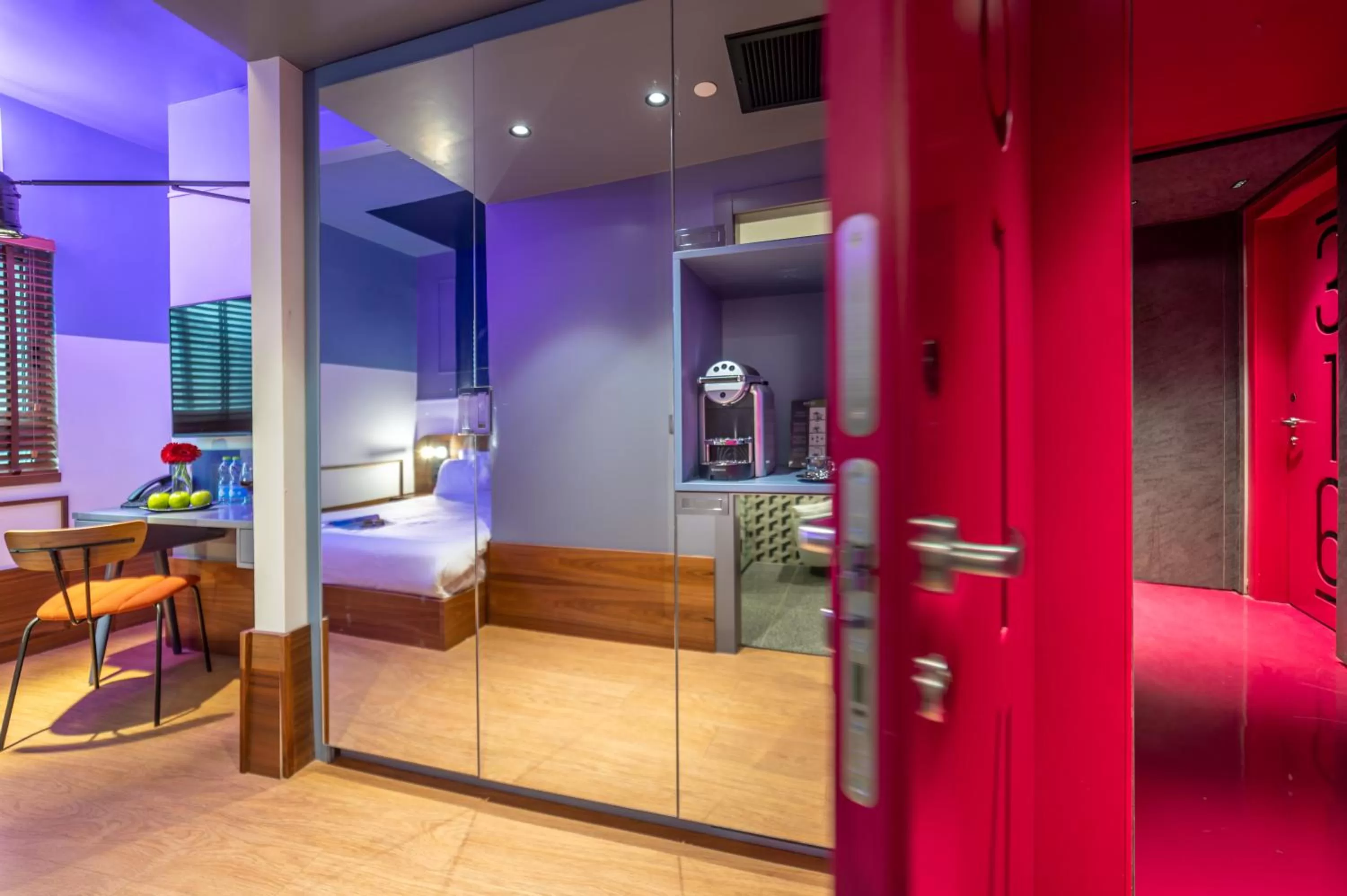 Photo of the whole room, Bed in Stay Inn Hotel Jerusalem