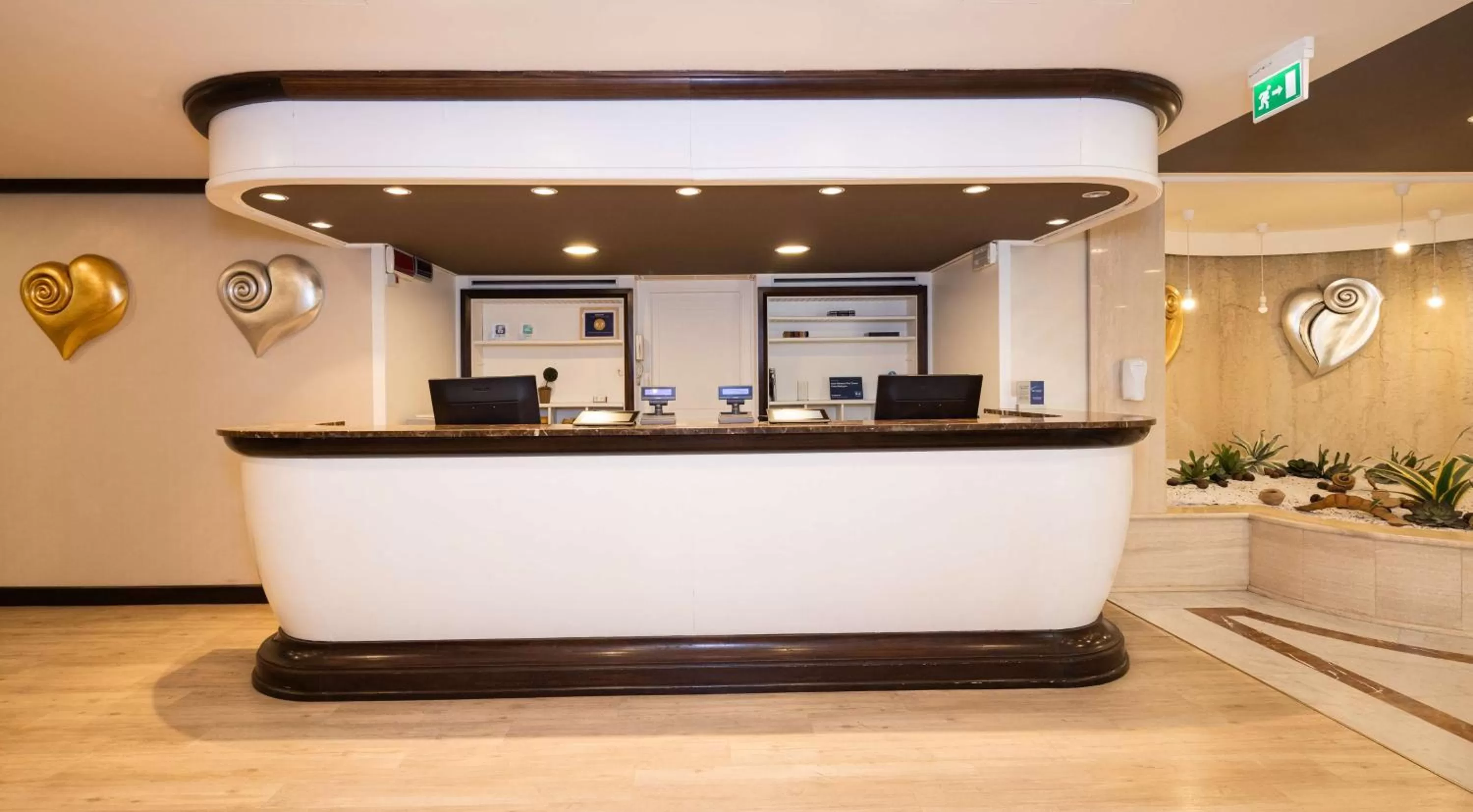Lobby or reception in Best Western Plus Tower Hotel Bologna