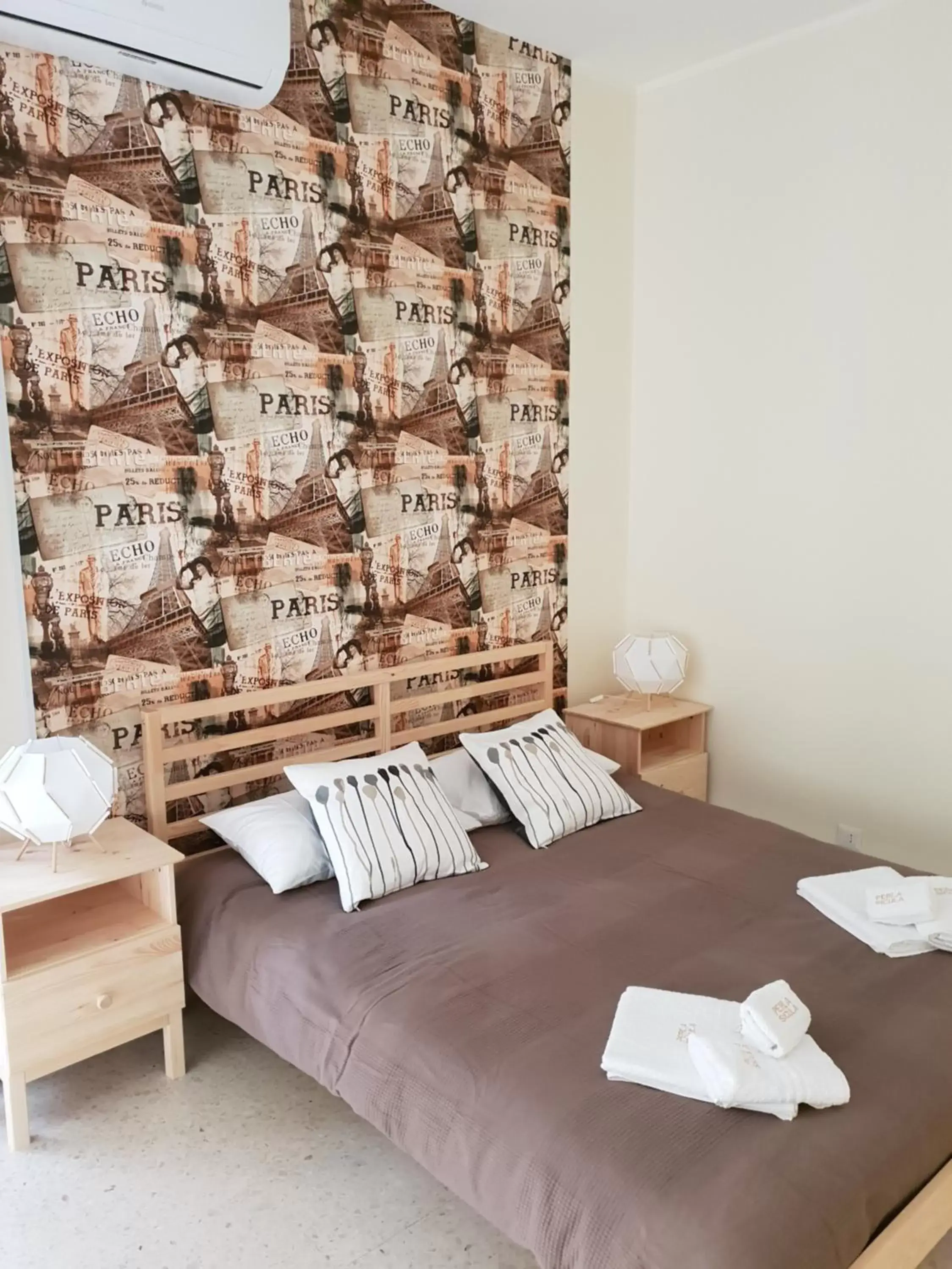 Deluxe Double Room with Balcony - single occupancy in Perla Sicula Deluxe Double Room with Balcony - single occupancy in Perla Sicula