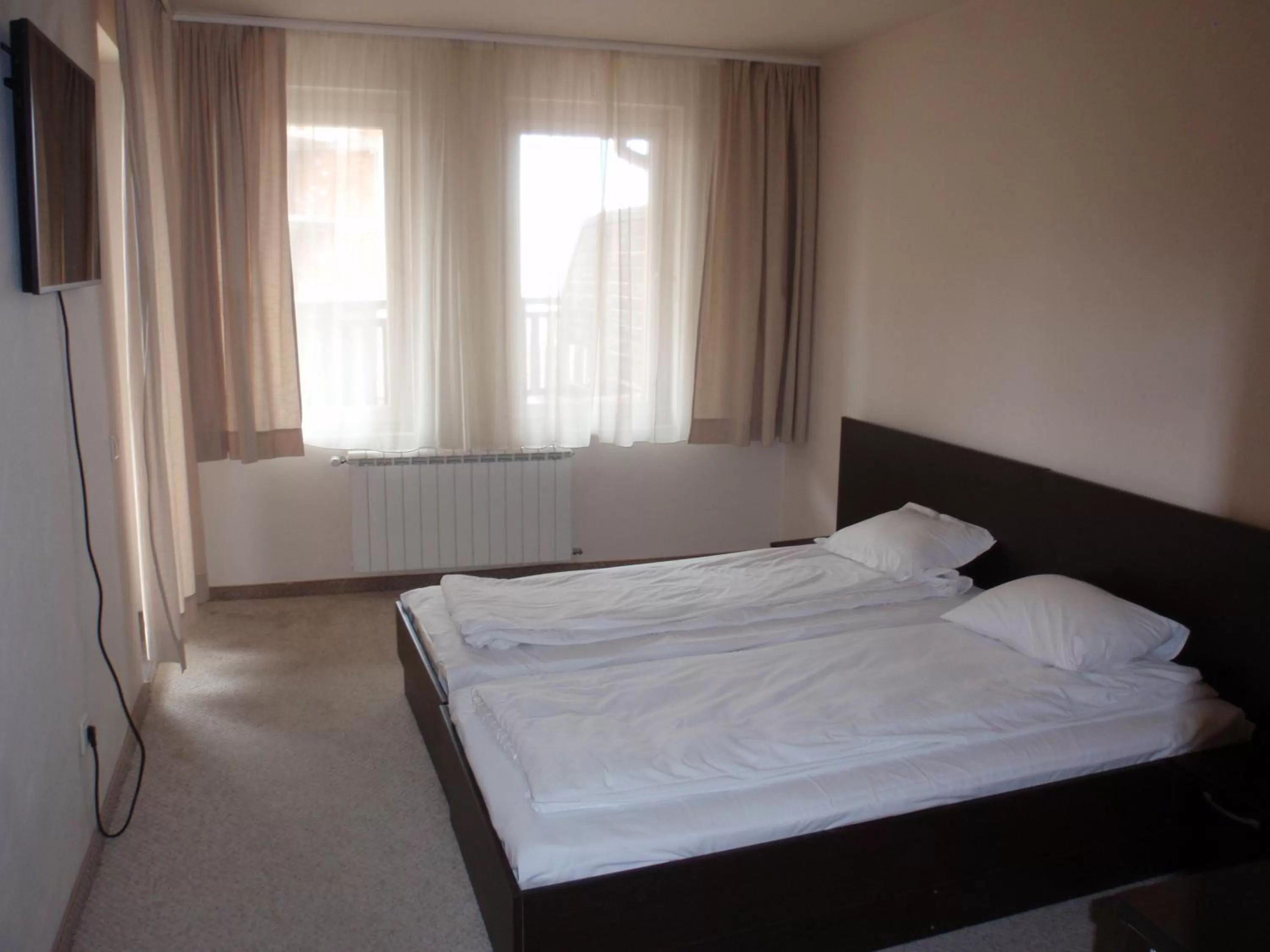 Bedroom, Bed in Bansko Royal Towers Hotel