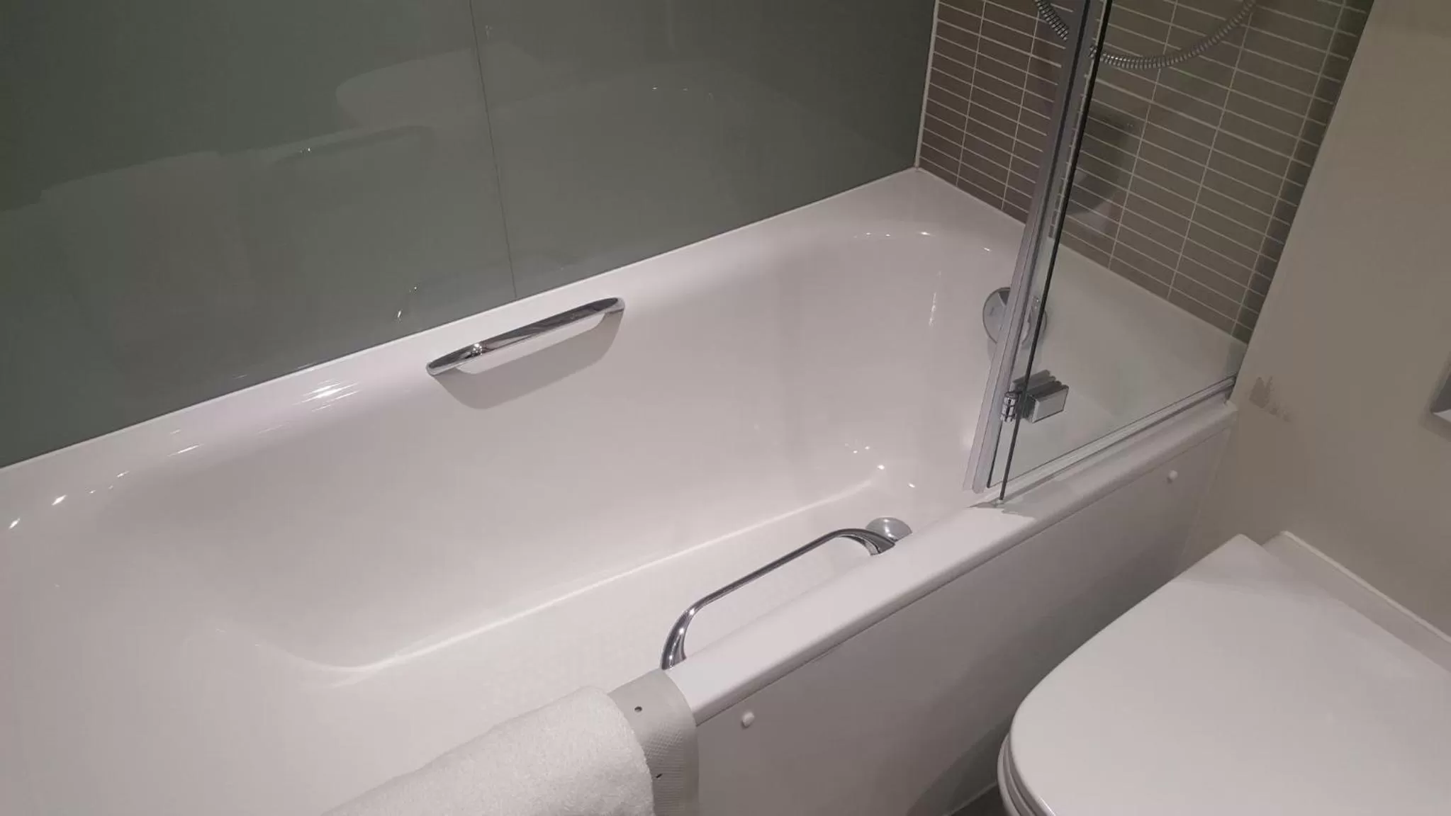 Bathroom in Holiday Inn Derby/Nottingham by IHG