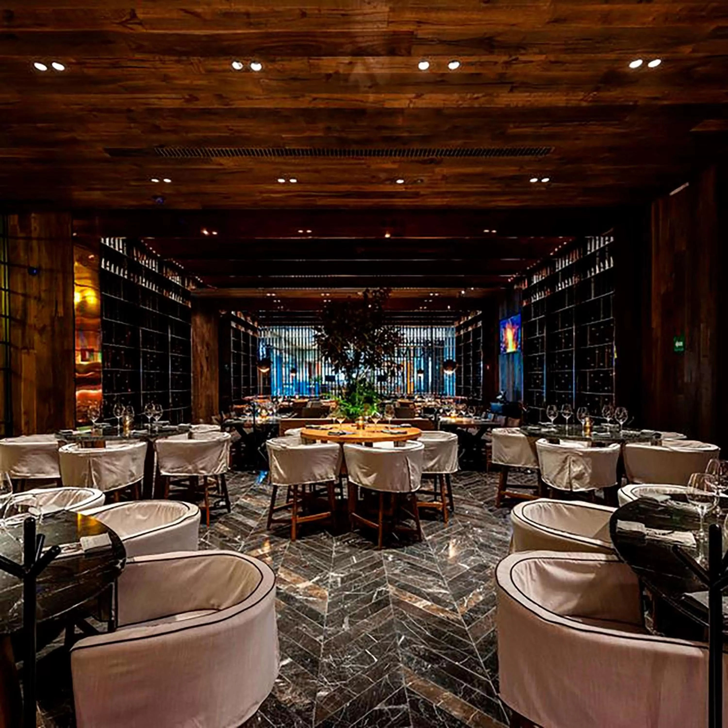 Restaurant/places to eat in Hilton Mexico City Reforma