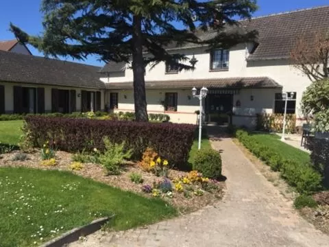 Garden view in Le Lanthenay