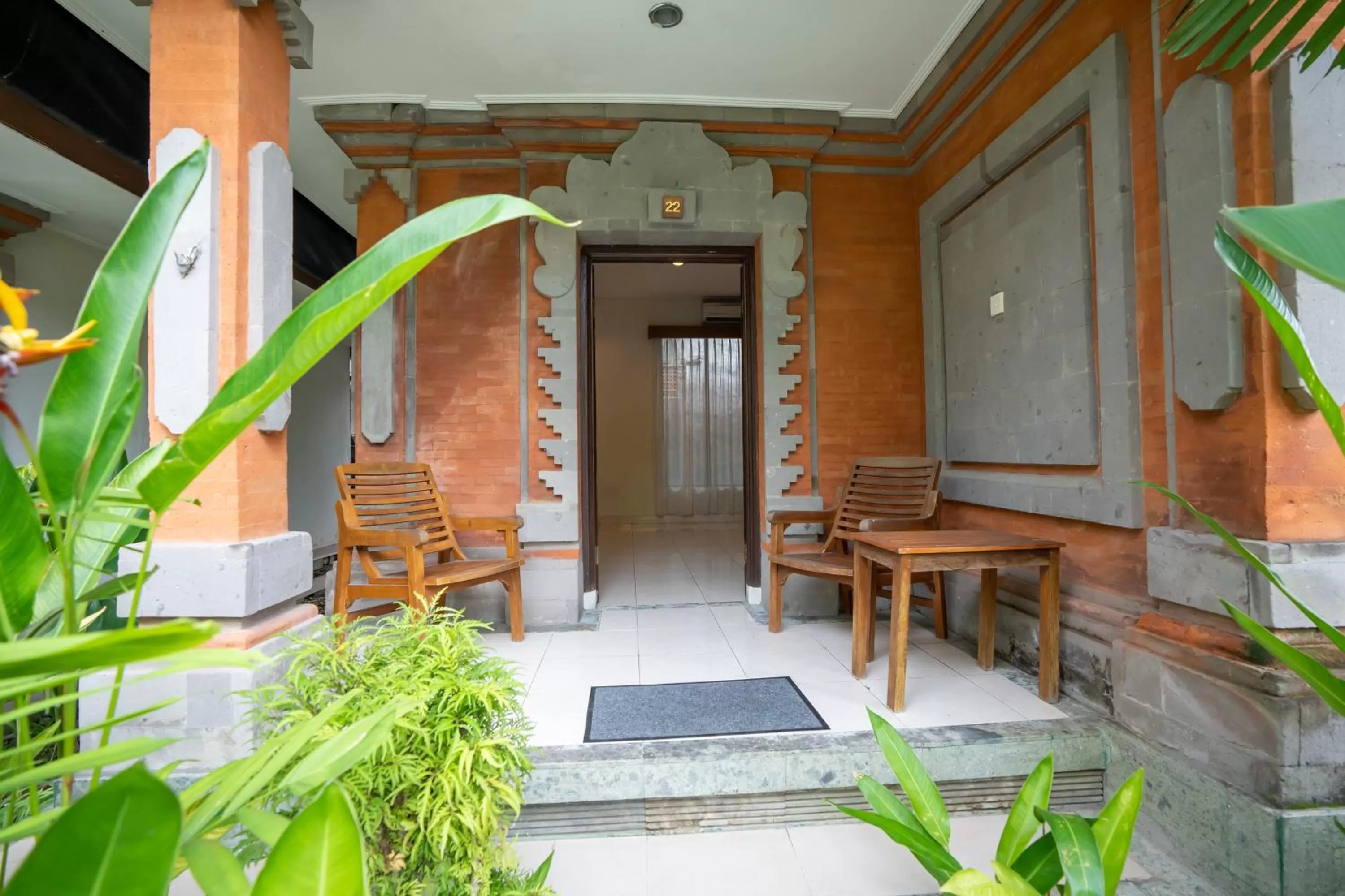 Facade/entrance in Hotel Sinar Bali Legian