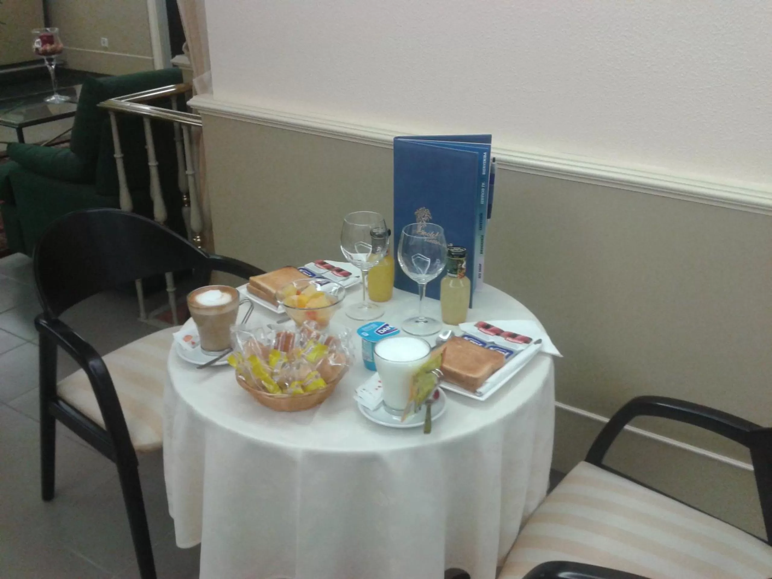 Restaurant/places to eat in Motel Jardin